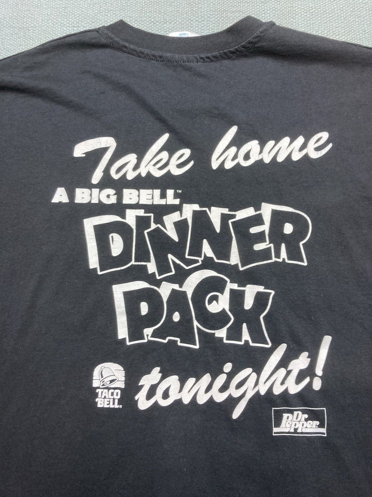 Vintage 90s t shirt Taco Bell dinner pack distres fast food promo XL Size US XL / EU 56 / 4 - 8 Thumbnail