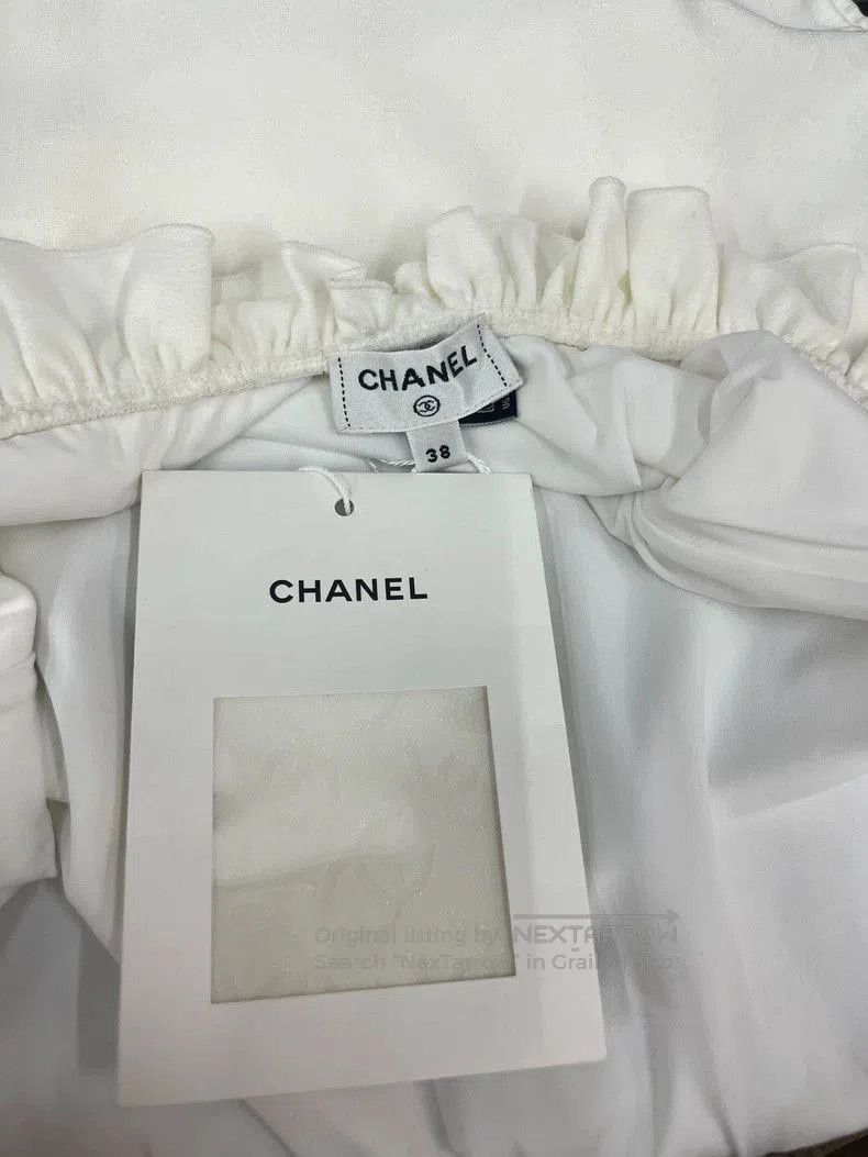 Chanel Chanel 23S White Ruffle Chain Swimsuit. Size US 35 - 4 Thumbnail