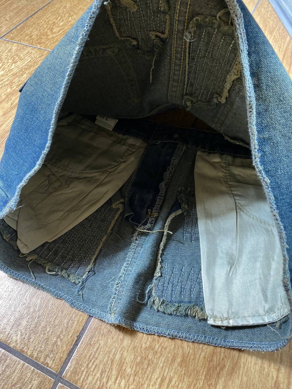Japanese Brand Vintage Y2K Japanese Zip Retro Mini Skirt 90s Style Size 32" / US 10 / IT 46 - 2 Thumbnail