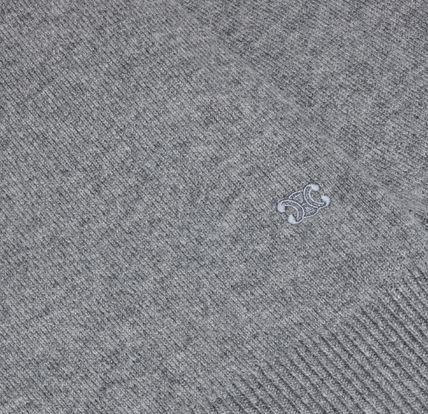 Celine o1w1db10125 2A11K207O Triomphe V-Neck Sweater in Grey Size XS / US 0-2 / IT 36-38 - 3 Thumbnail