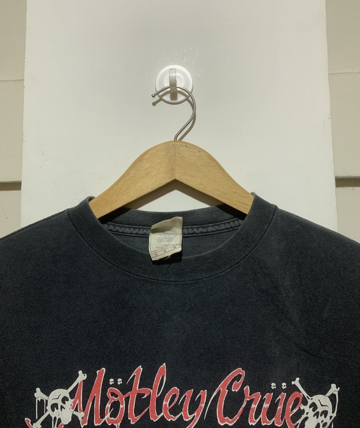 Band Tees Vintage 2003 Motley Crue - Dr. Feelgood Amiri Style Tee Size US M / EU 48-50 / 2 - 8 Thumbnail