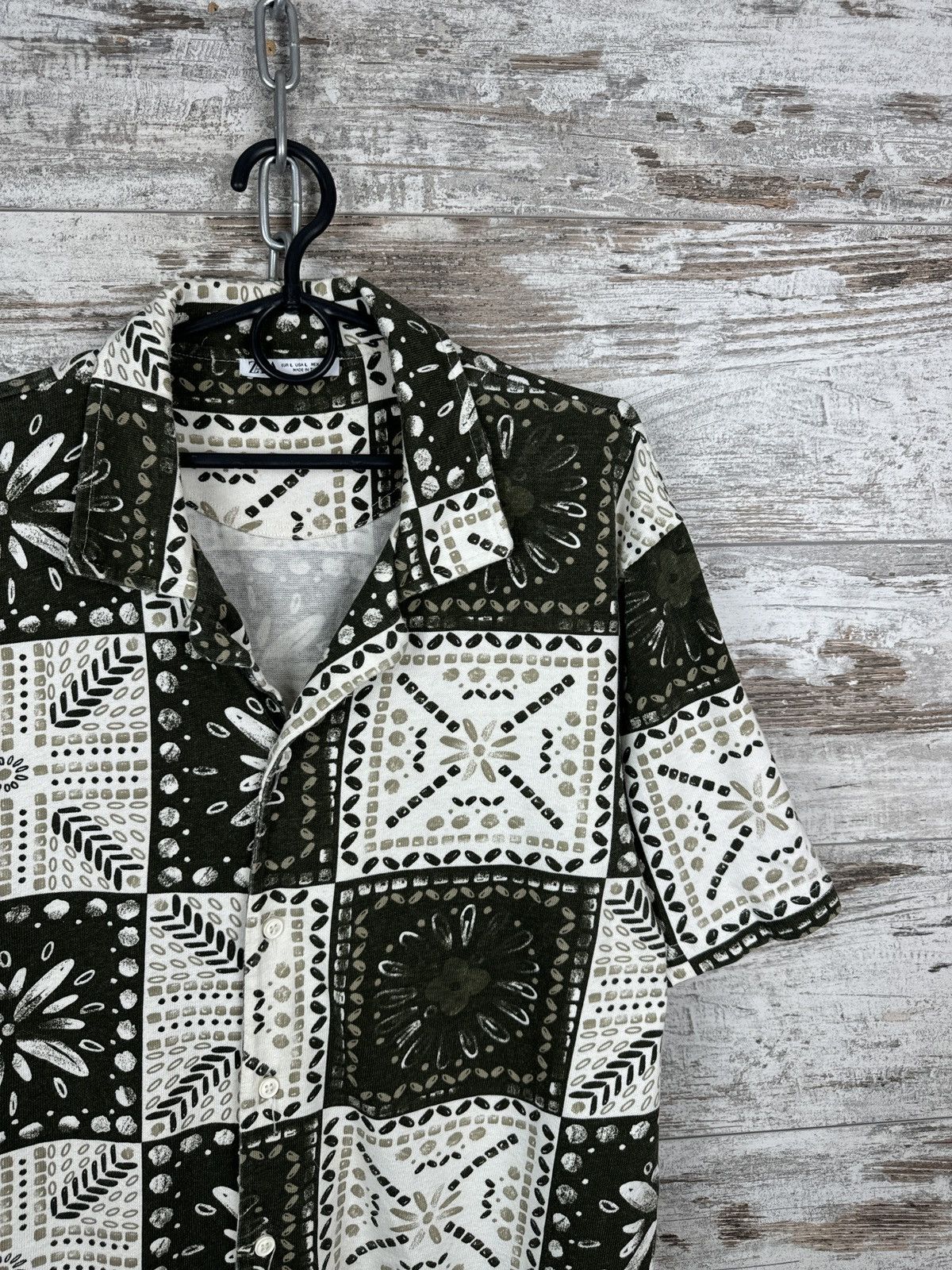 Zara Mens Zara Hawaiian shirt art crazy overprinted old money Size US L / EU 52-54 / 3 - 2 Thumbnail