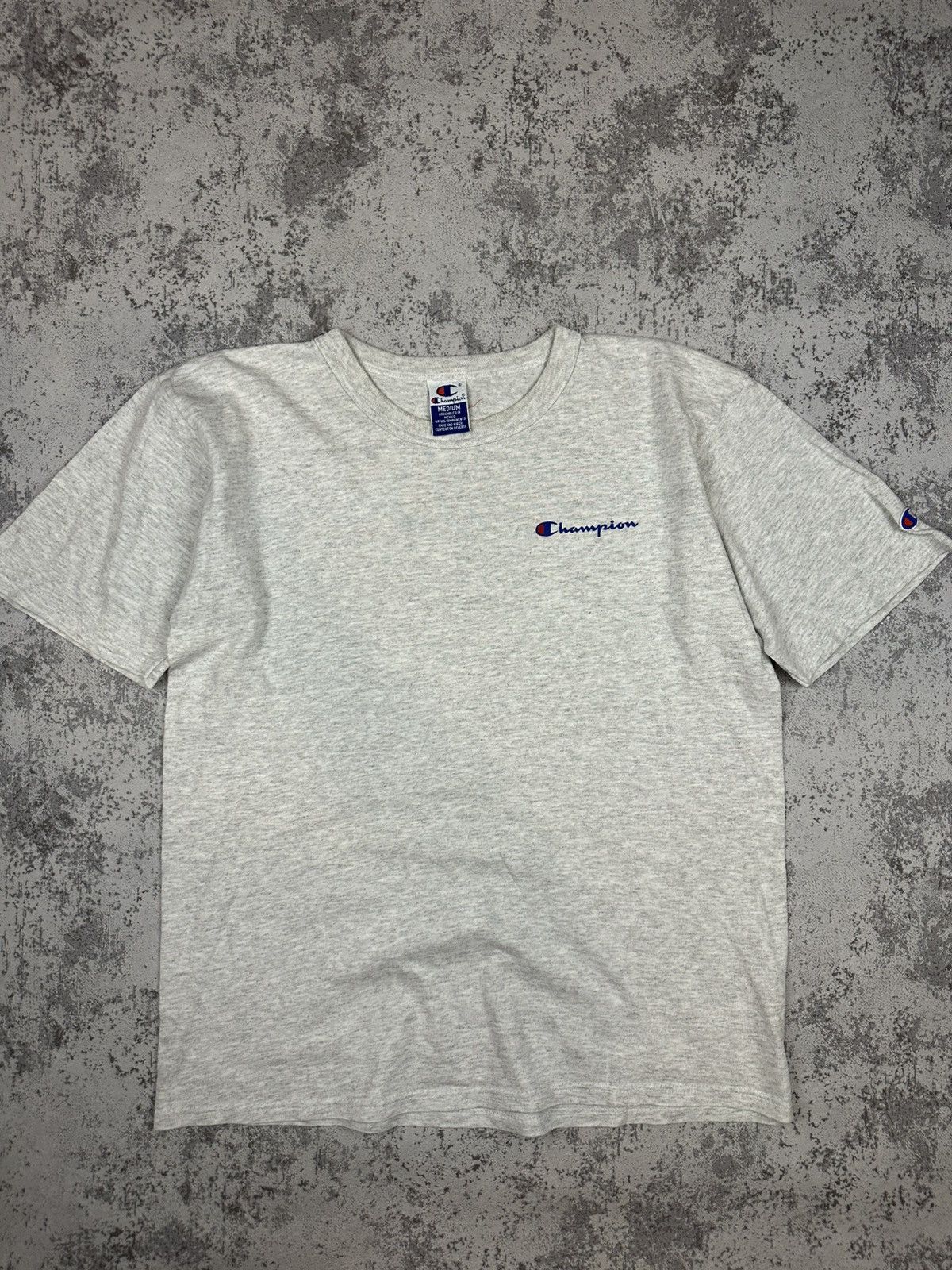 Champion Champion Minimal Logo Tee Vintage USA Tag Size US M / EU 48-50 / 2 - 2 Thumbnail