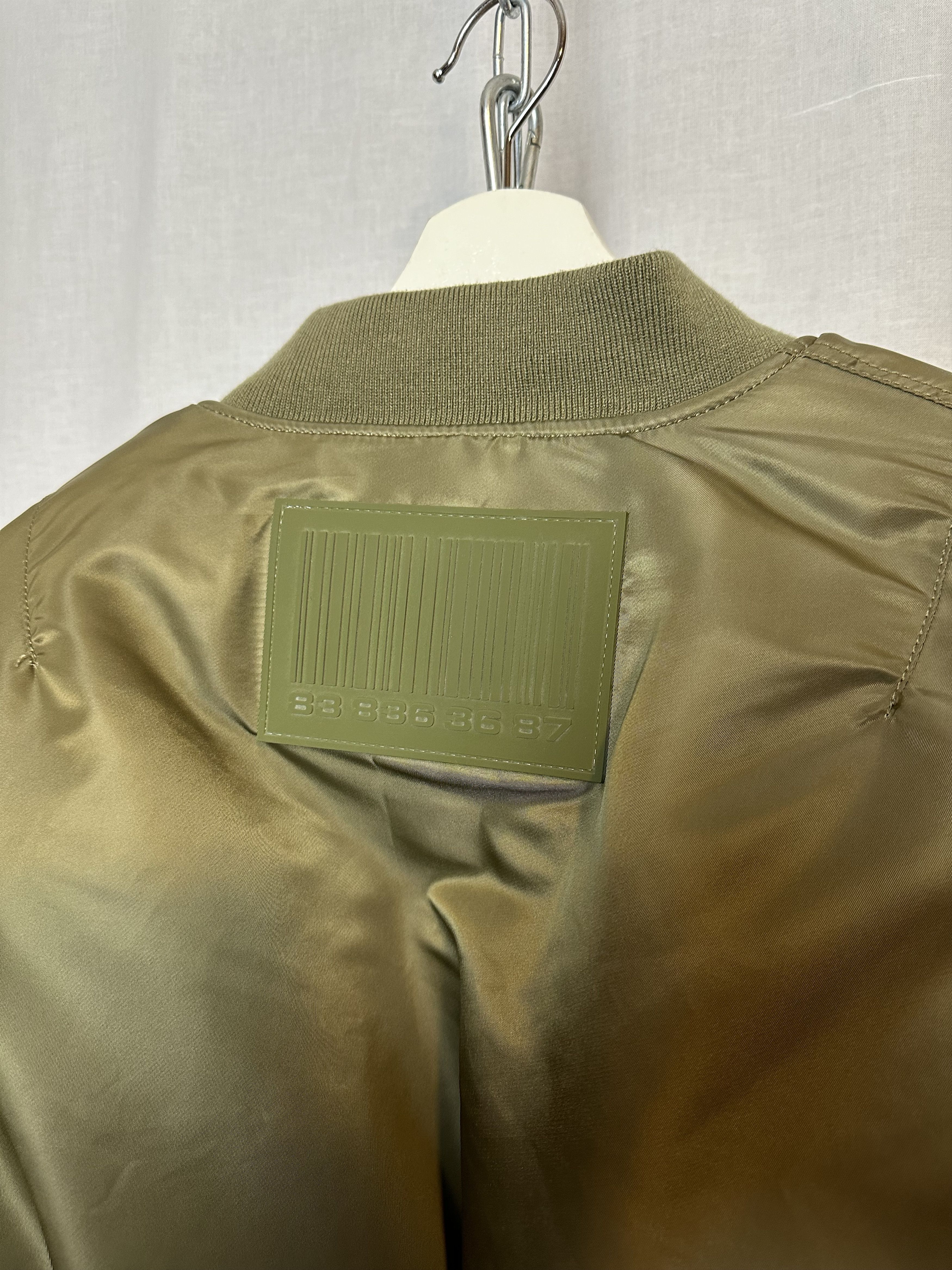 Vetements BNWT padded shoulders barcode bomber Size US S / EU 44-46 / 1 - 4 Thumbnail