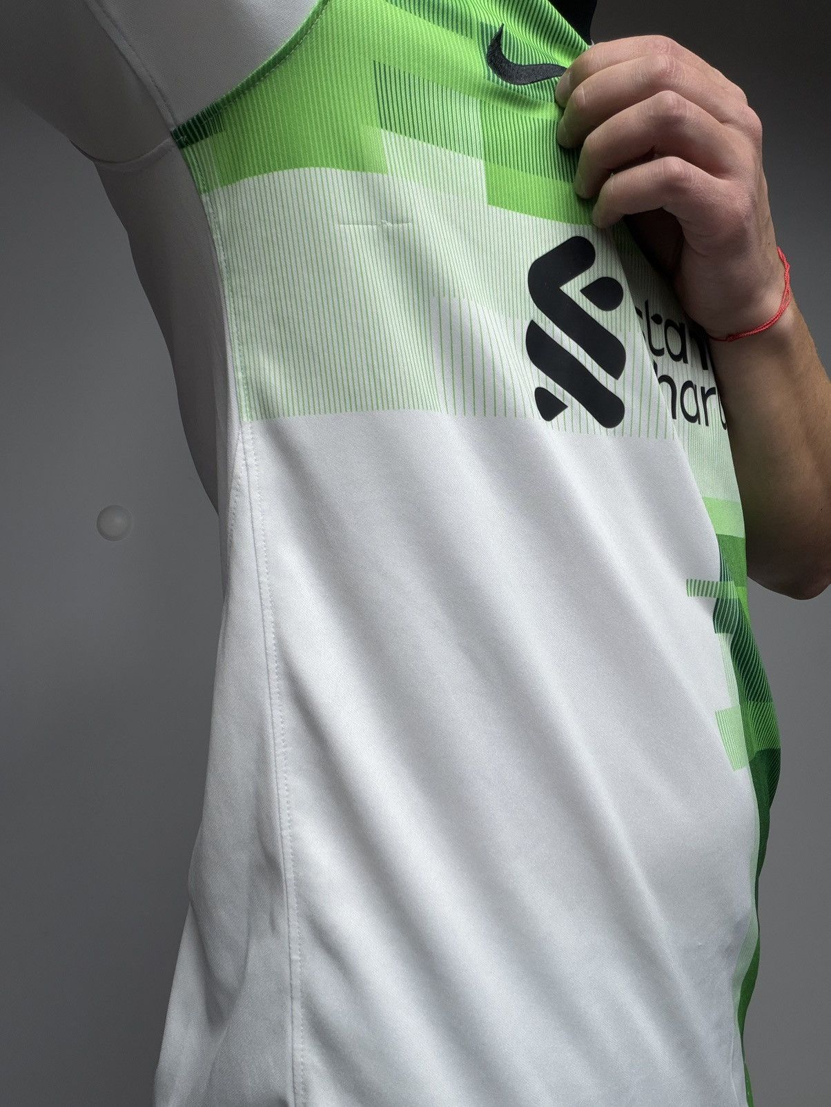 Nike Nike FC Liverpool 2023/24 Away Football Soccer Jersey Mens Size US M / EU 48-50 / 2 - 6 Thumbnail