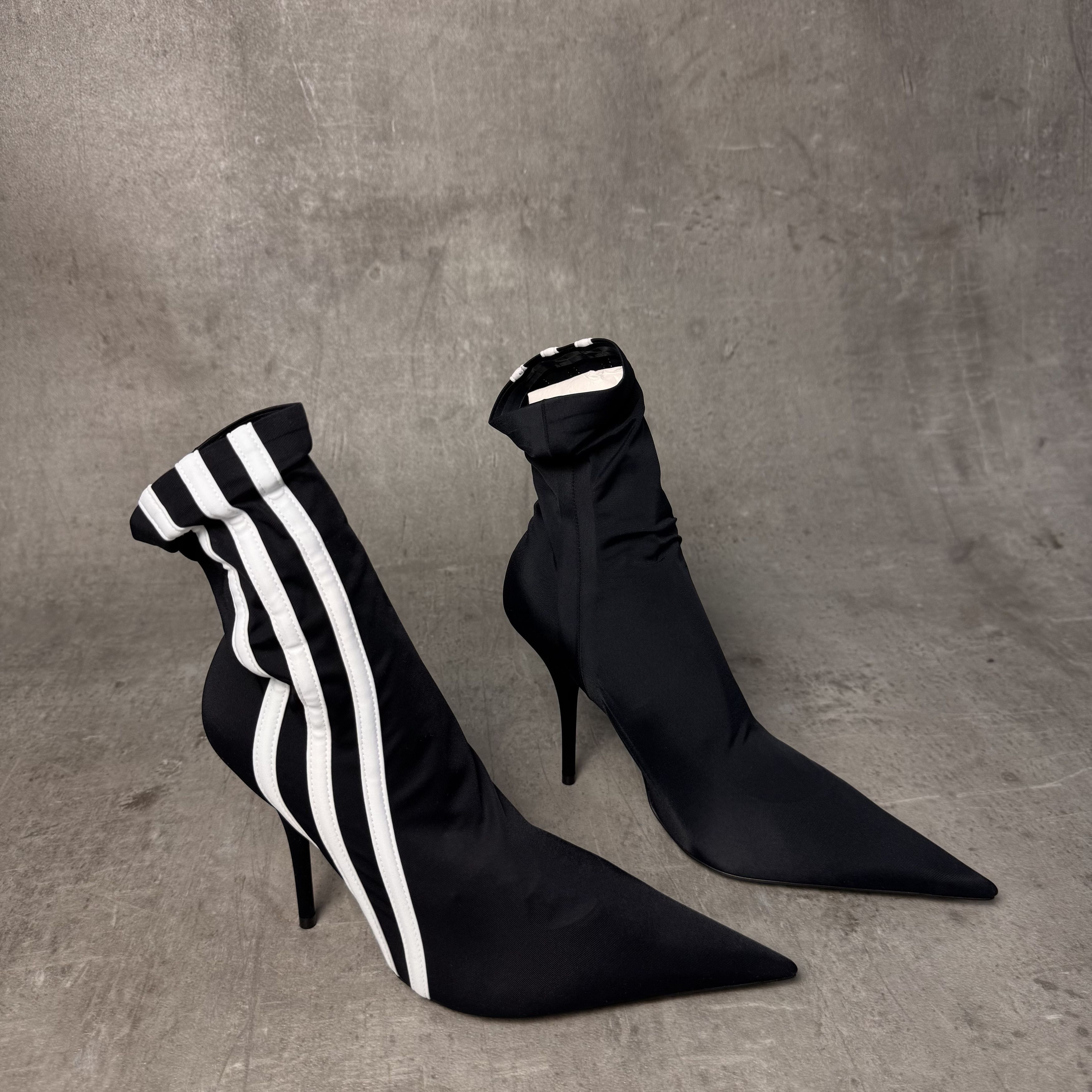 Adidas × Balenciaga BALENCIAGA x ADIDAS Knife Booties Black Size EU37 Size US 7 / IT 37 - 1 Thumbnail