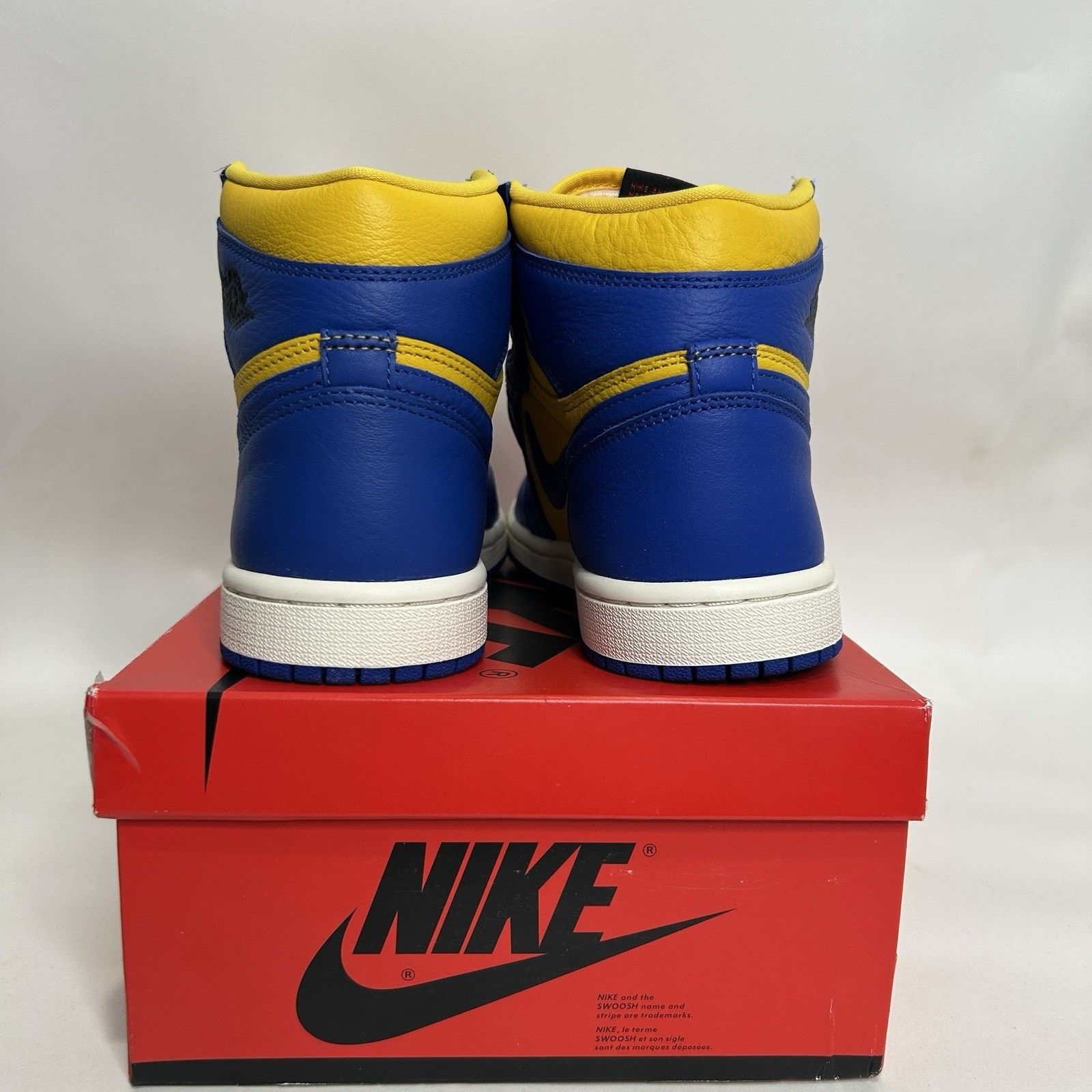 Jordan Brand Nike Air Jordan 1 Retro High OG WMNS “Reverse Laney” Size US 6.5 / IT 36.5 - 4 Thumbnail