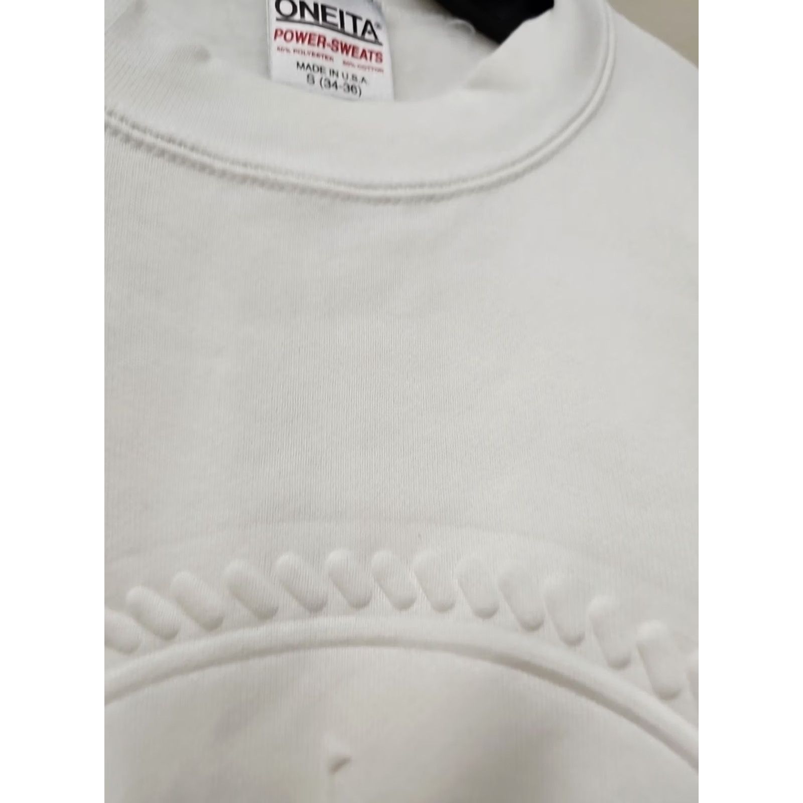Vintage VINTAGE ONEIDA Sweatshirt Unisex Adults Small White Embossed Trump Castle Casino Resort 90s USA Cardigan? Size US S / EU 44-46 / 1 - 3 Thumbnail