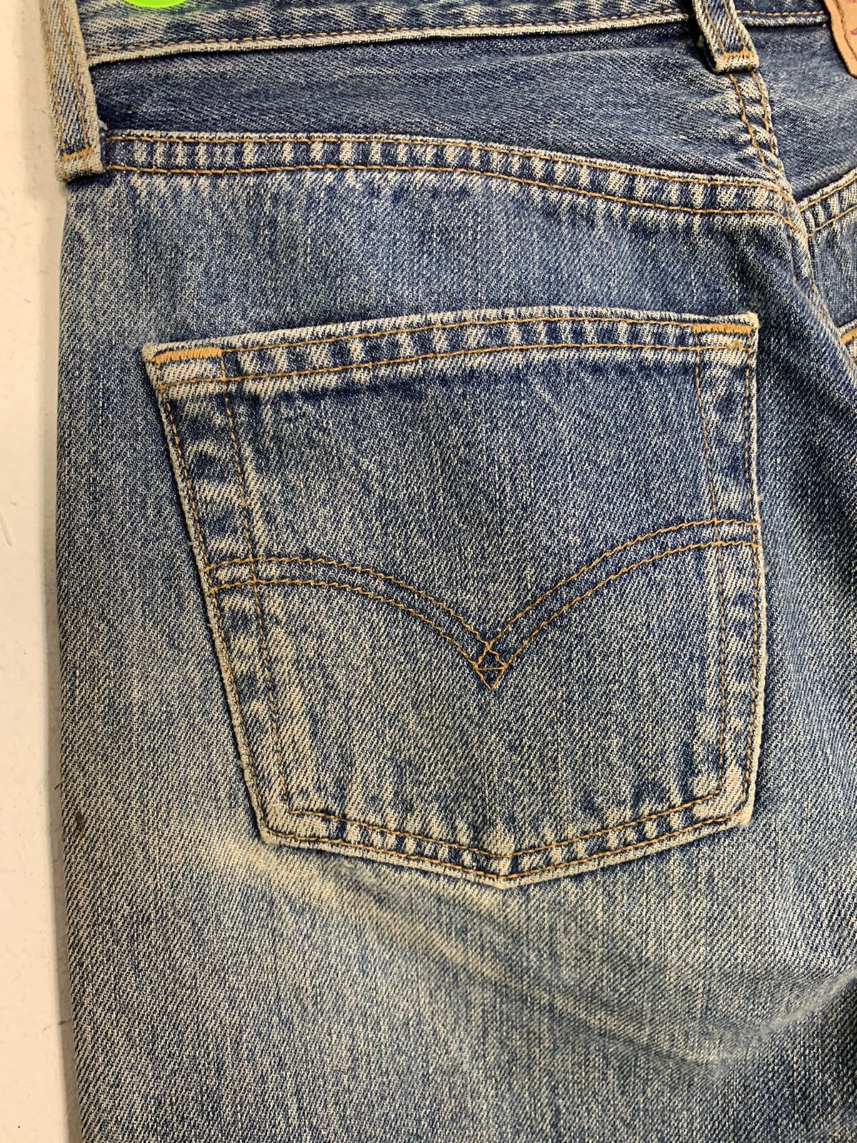 Levi's Vintage Clothing 90s Levi’s Strauss Lot 501 Buttonfly Denim Beauty Fade Size 26" / US 2 / IT 38 - 13 Thumbnail