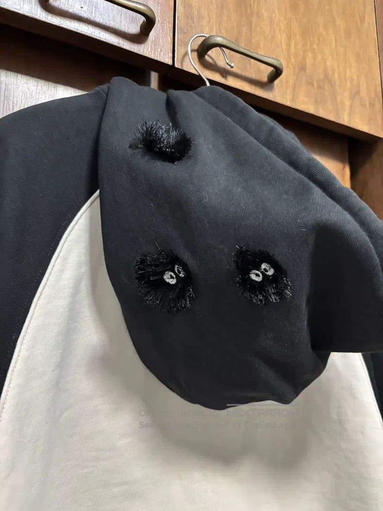 Loewe Loewe Black and white color block hoodie with coal embroid Size US L / EU 52-54 / 3 - 4 Thumbnail