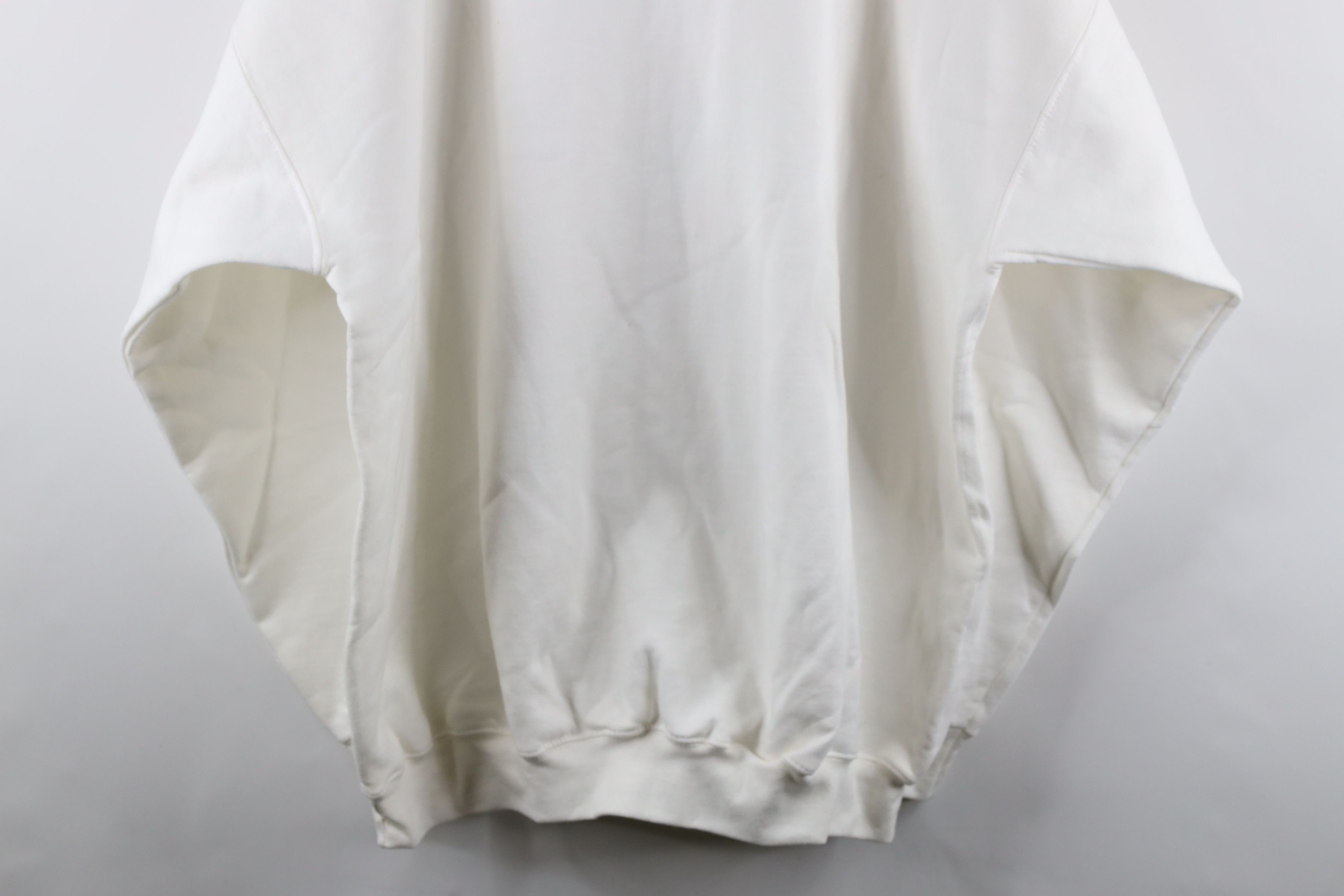 Vintage Vintage 90s Streetwear Heavyweight Crewneck Sweatshirt White Size US XXL / EU 58 / 5 - 11 Thumbnail