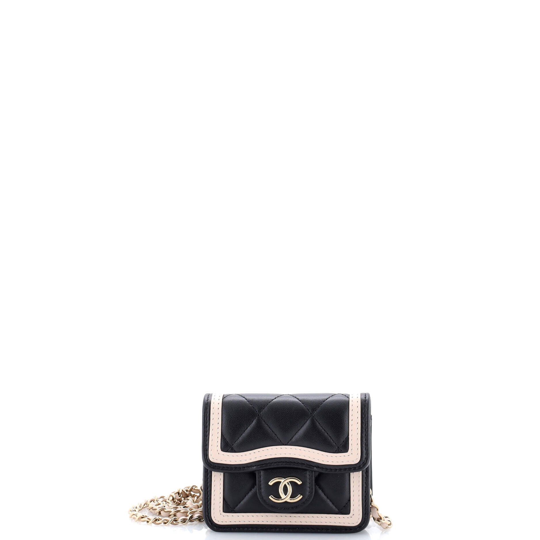 Chanel Strip On CC Flap Clutch with Chain Size ONE SIZE - 1 Thumbnail
