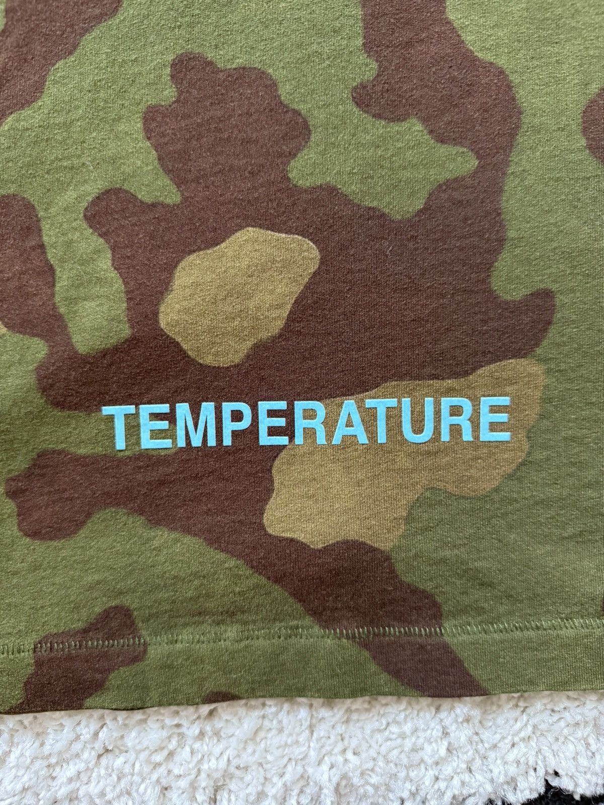 Off-White Off-White Camo Arrows T-shirt Size US L / EU 52-54 / 3 - 3 Thumbnail