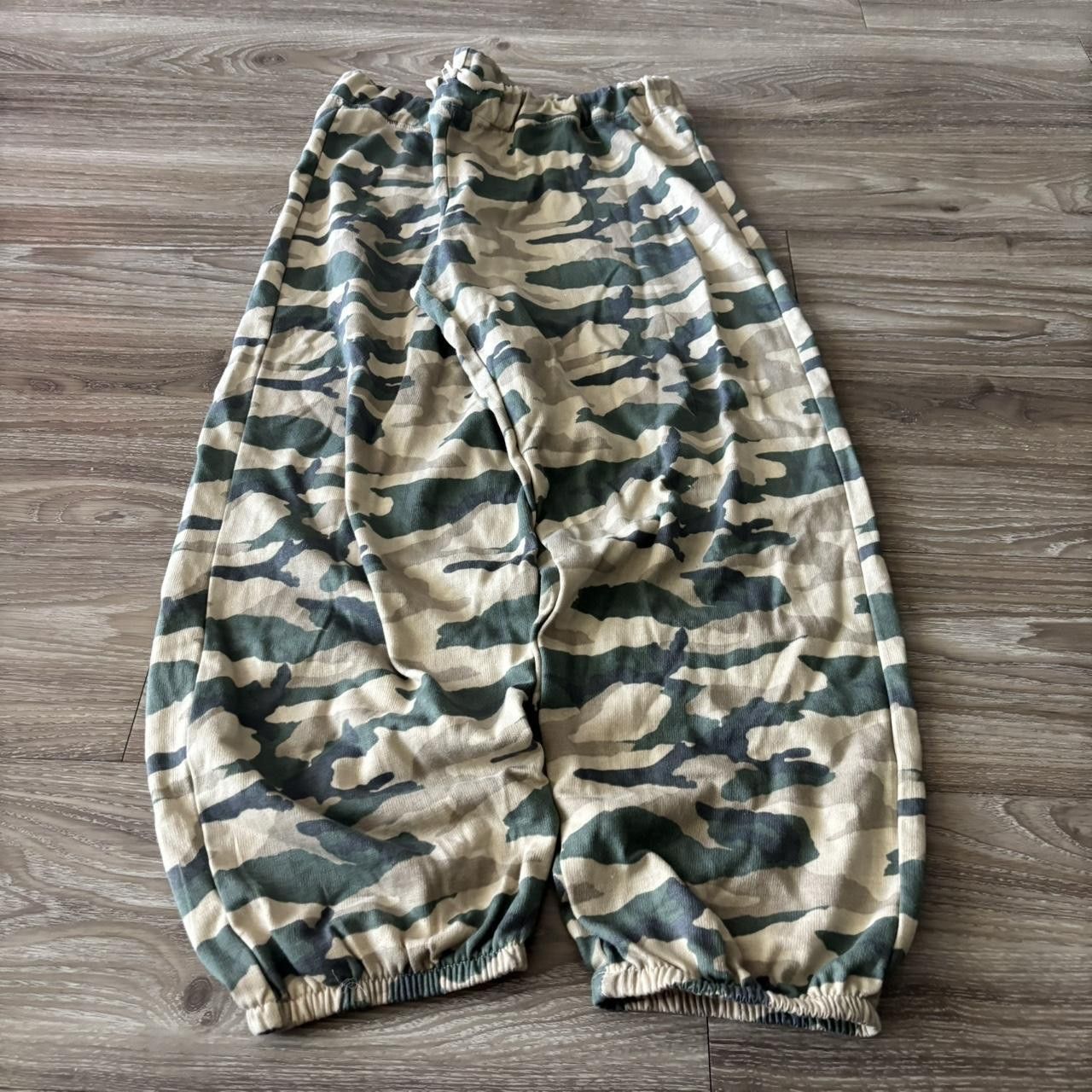 Japanese Brand Crazy Vintage Y2K/2000s Camo Streetwear Skater Essential Sweatpants! Fits M Size US 32 / EU 48 - 3 Thumbnail