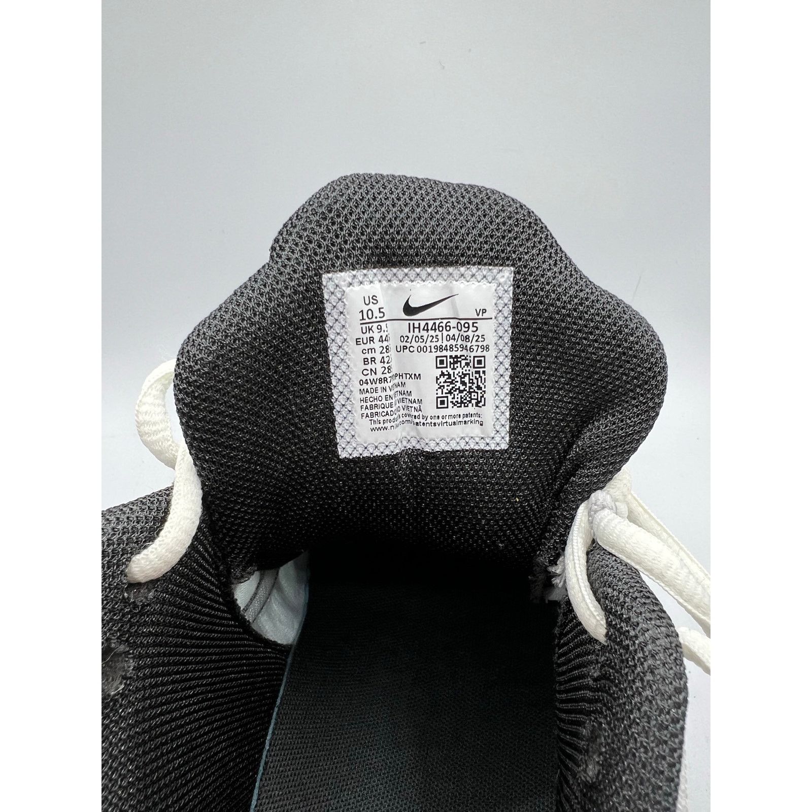 Nike Nike Shox TL “Metallic Silver” size 10.5 men’s Size US 10.5 / EU 43-44 - 6 Thumbnail
