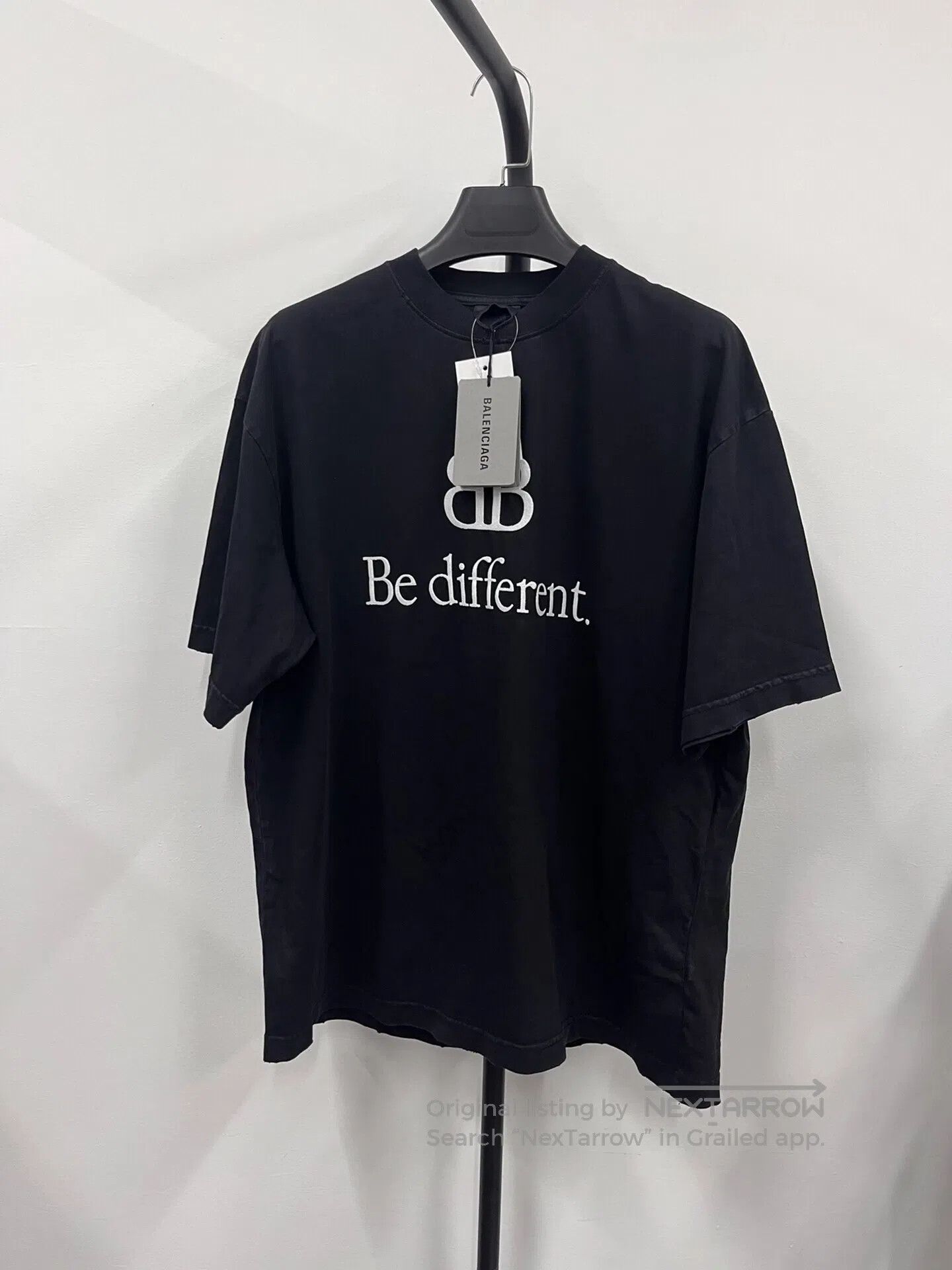 Balenciaga Fw22 Logo Embroidered T-Shirt|I in Black, Men's (Size Xs)