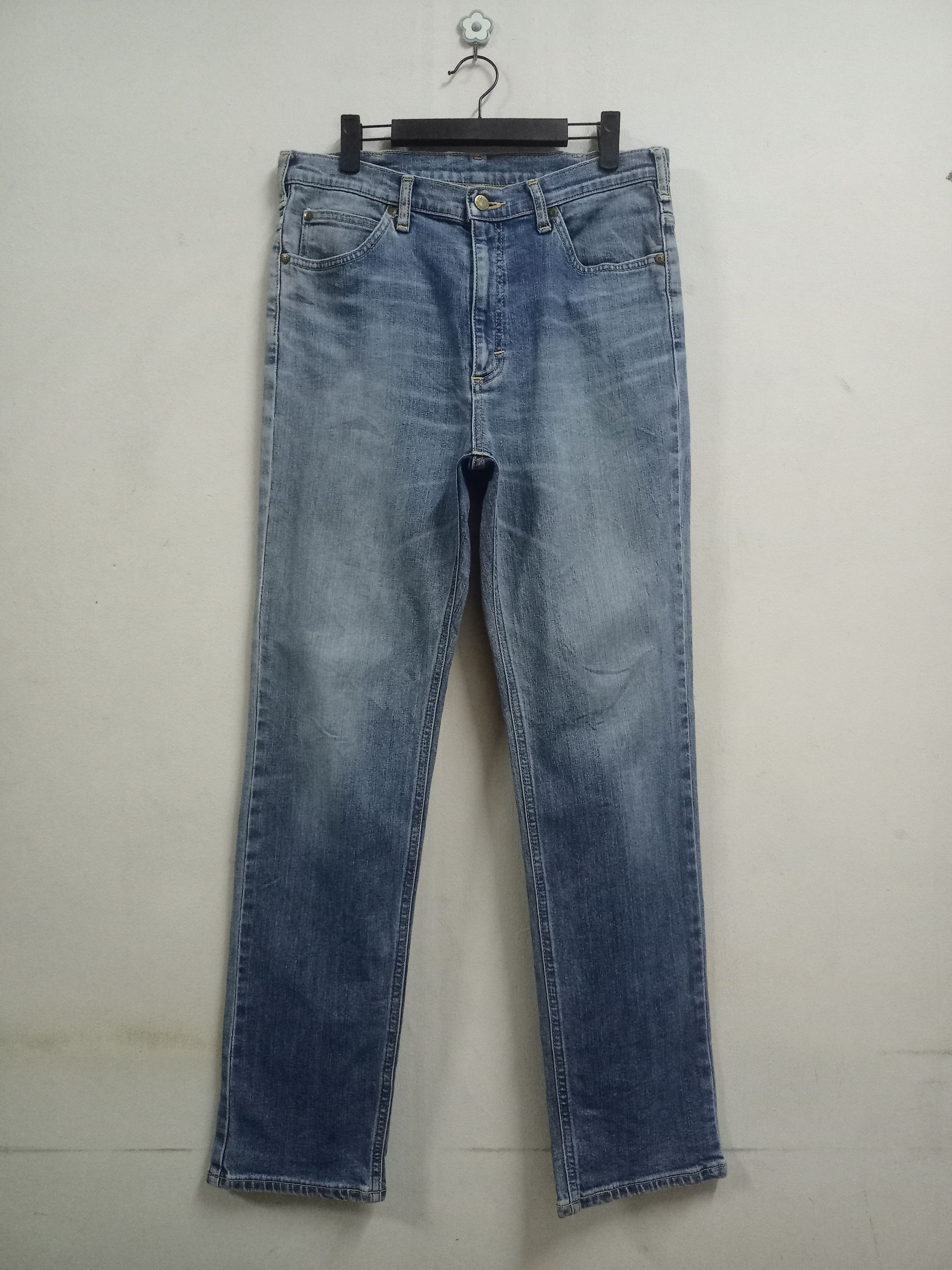 image of Distressed Denim x Lee Vintage Lee Riders Blue Wash Workwear Jeans, Men's (Size 32)