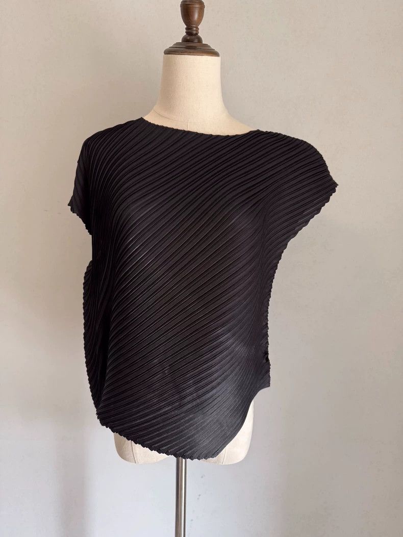Issey Miyake Issey Miyake size:3 Twill pleated spring top Size XS / US 0-2 / IT 36-38 - 1 Thumbnail