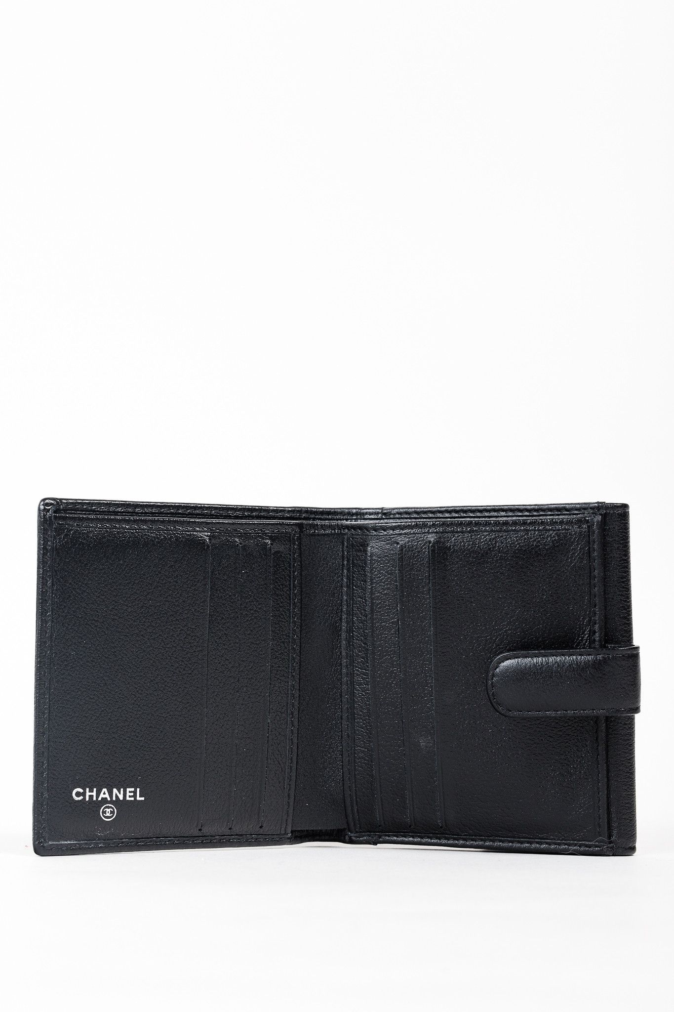 Chanel Chanel Camellia Black Leather Compact Wallet Size ONE SIZE - 8 Thumbnail