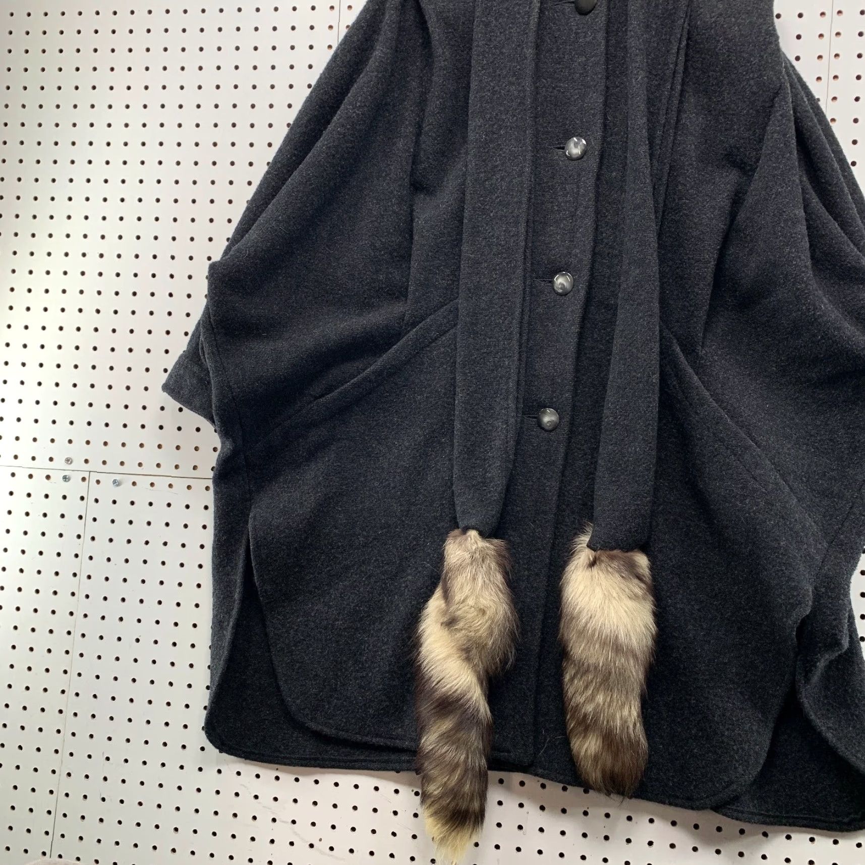 Vintage VINTAGE Capri Wool Cape Coat Womens M Charcoal Fox Tail Overcoat Wool Cape Coat Size M / US 6-8 / IT 42-44 - 3 Thumbnail