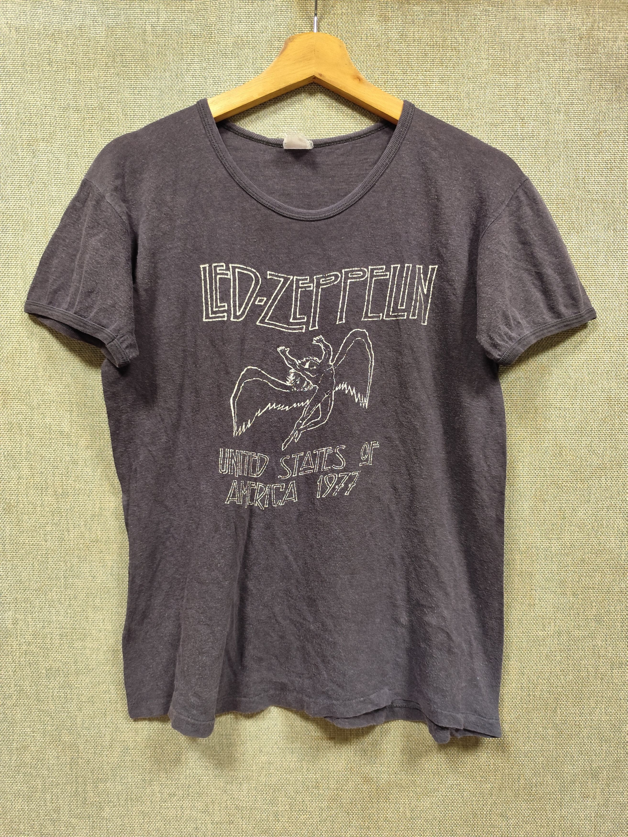 Led Zeppelin Vintage 70s Led Zeppelin 1977 US Tour T-Shirt Size US S / EU 44-46 / 1 - 1 Thumbnail