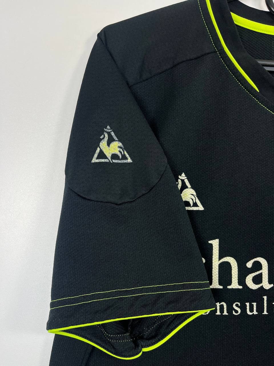 Le Coq Sportif Wolverhampton 2008 Away Shirt Le Coq Sportif Chaucer Size XL Size US XL / EU 56 / 4 - 3 Thumbnail