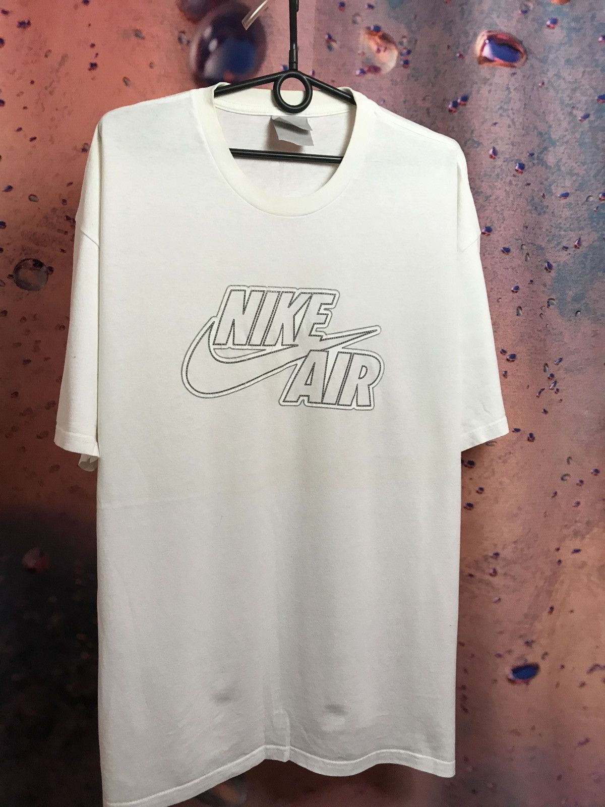 Vintage Vintage Nike streetwear centre logo tee Size US XL / EU 56 / 4 - 2 Thumbnail
