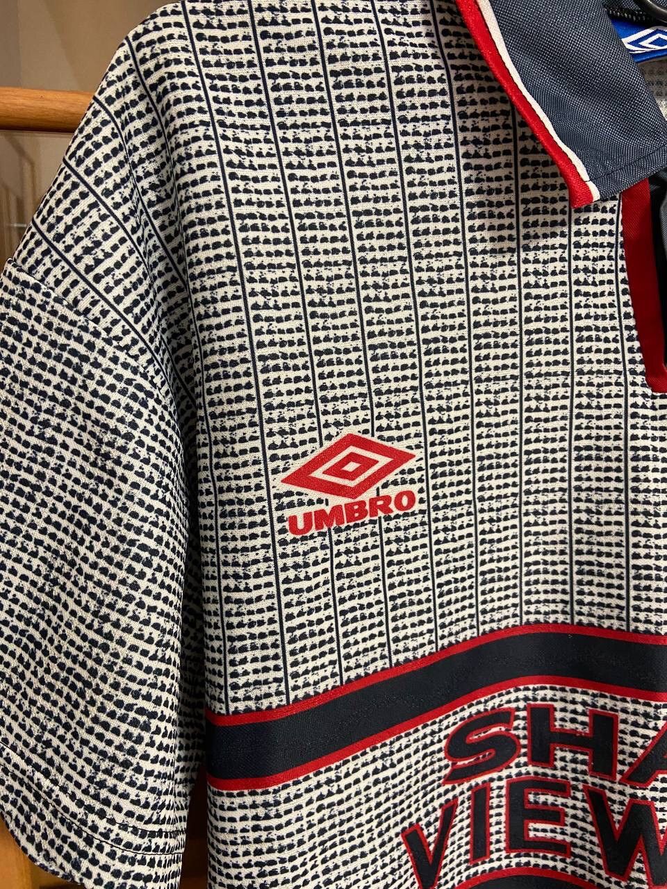 Umbro Umbro Manchester United 1995 1996 Away Football Soccer Shirt Size US S / EU 44-46 / 1 - 3 Thumbnail