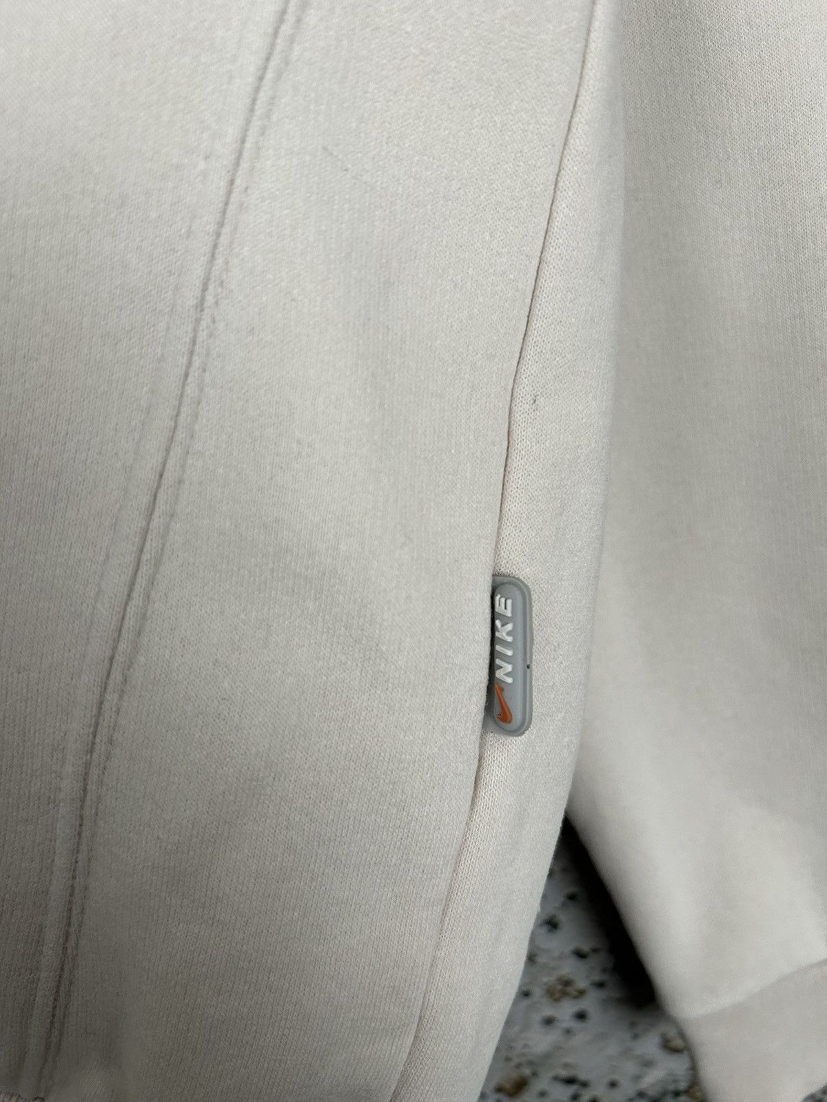 Nike Vintage Nike Cream Boxy Crewneck Streetwear Y2K 00s Hype Size US M / EU 48-50 / 2 - 4 Thumbnail