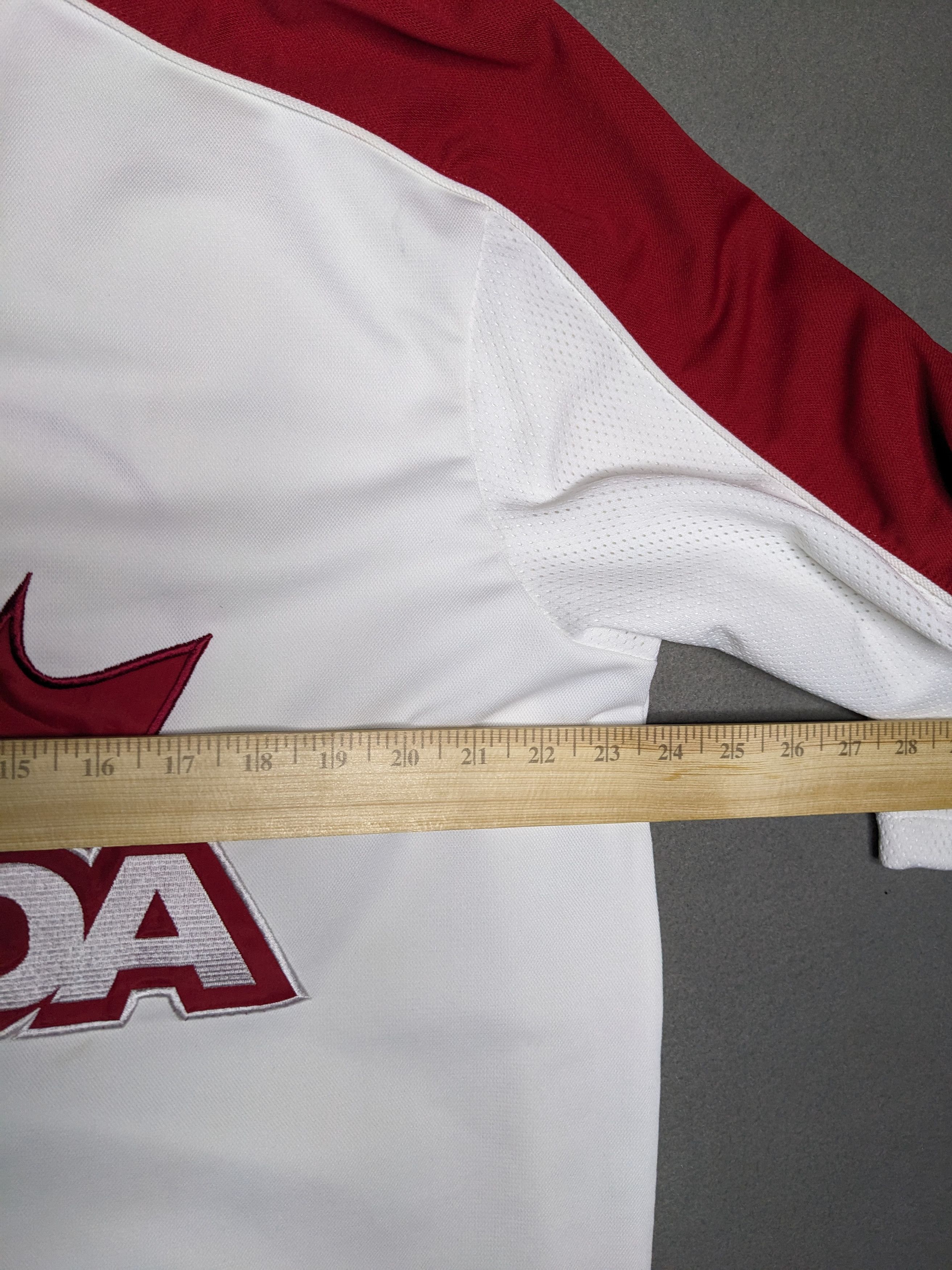 Hudsons Bay VINTAGE Hudsons Bay Canada Hockey Jersey 2006 Olympics Large Size US L / EU 52-54 / 3 - 12 Thumbnail