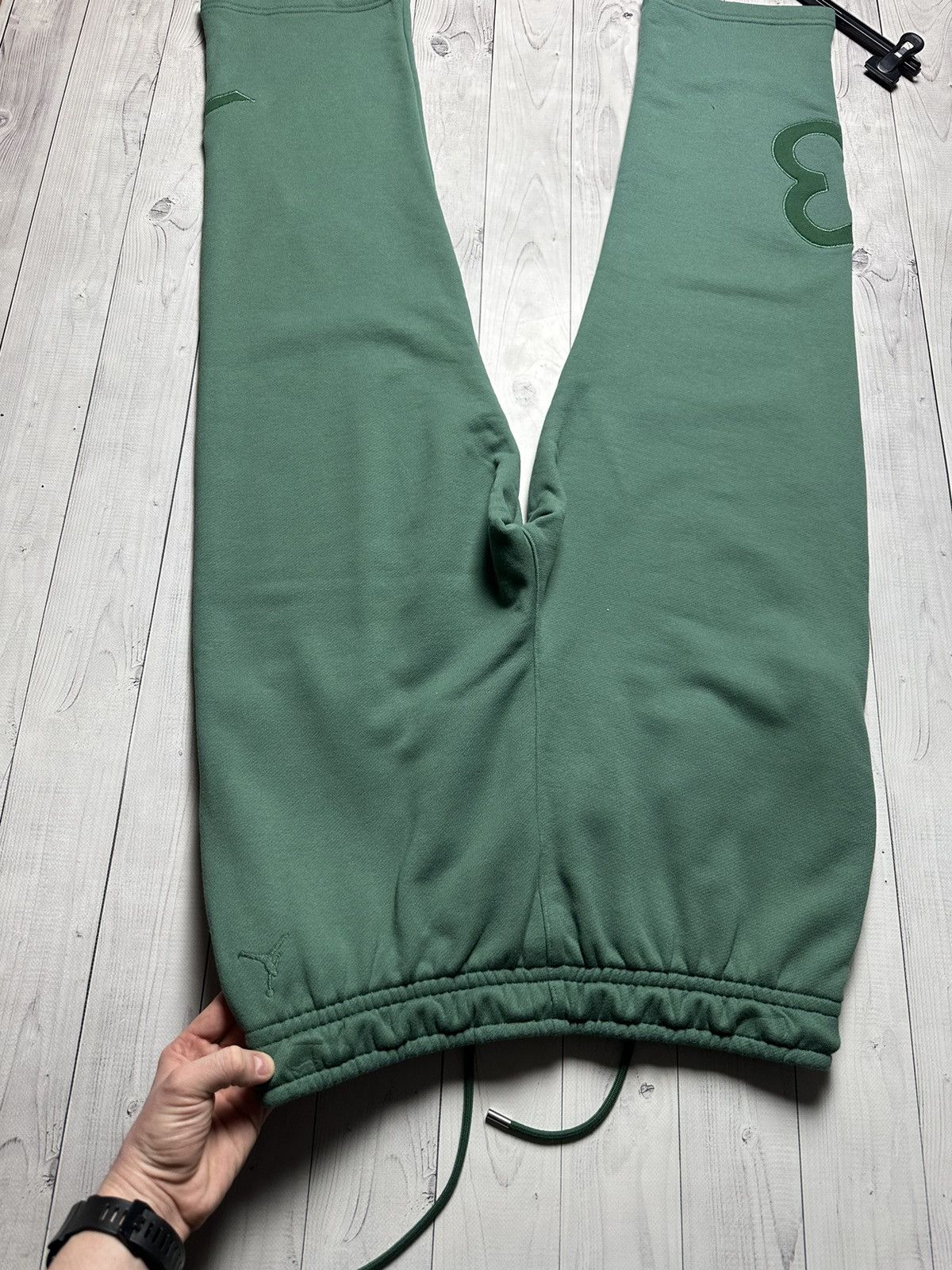 Jordan x Nina Chanel green pants very rare logo 23 size:M,L