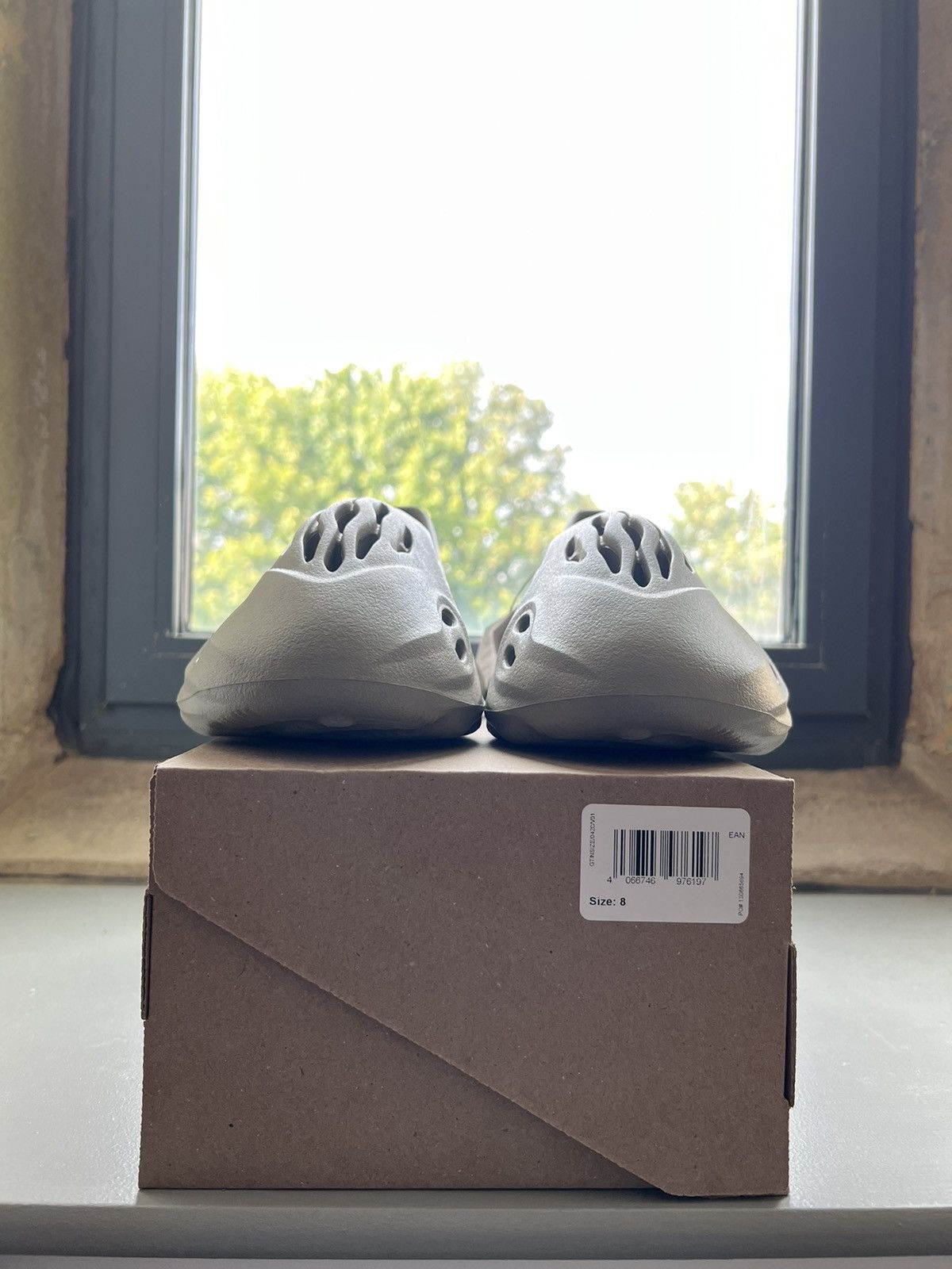 Adidas × Kanye West Adidas YEEZY slide Size US 8 / EU 41 - 2 Thumbnail