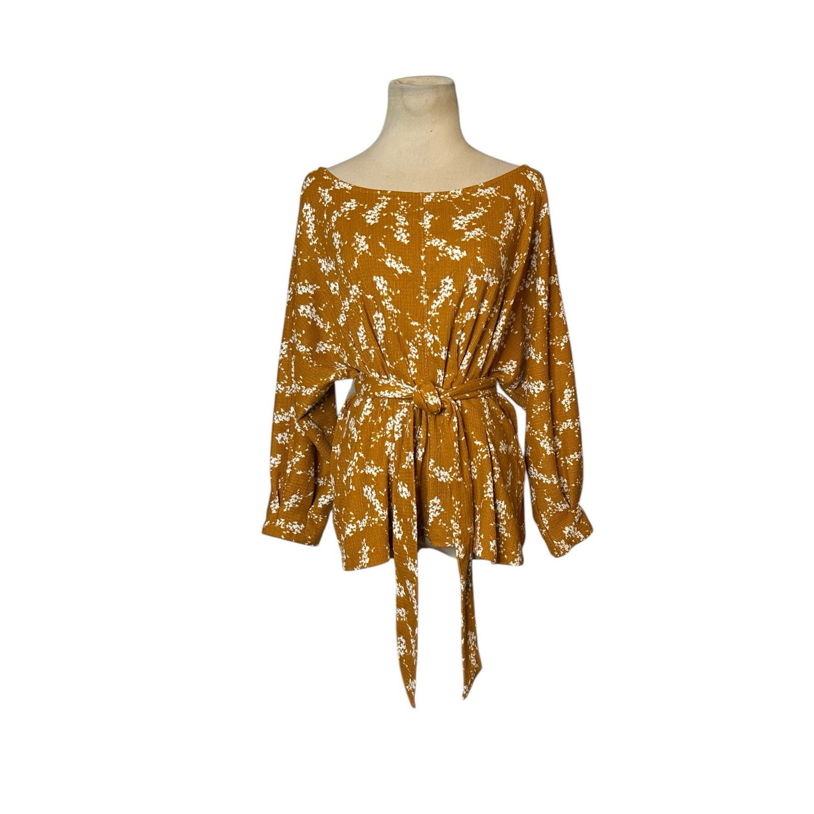 Anthropologie By Anthropologie long sleeves floral belted blouse size S Size S / US 4 / IT 40 - 18 Thumbnail