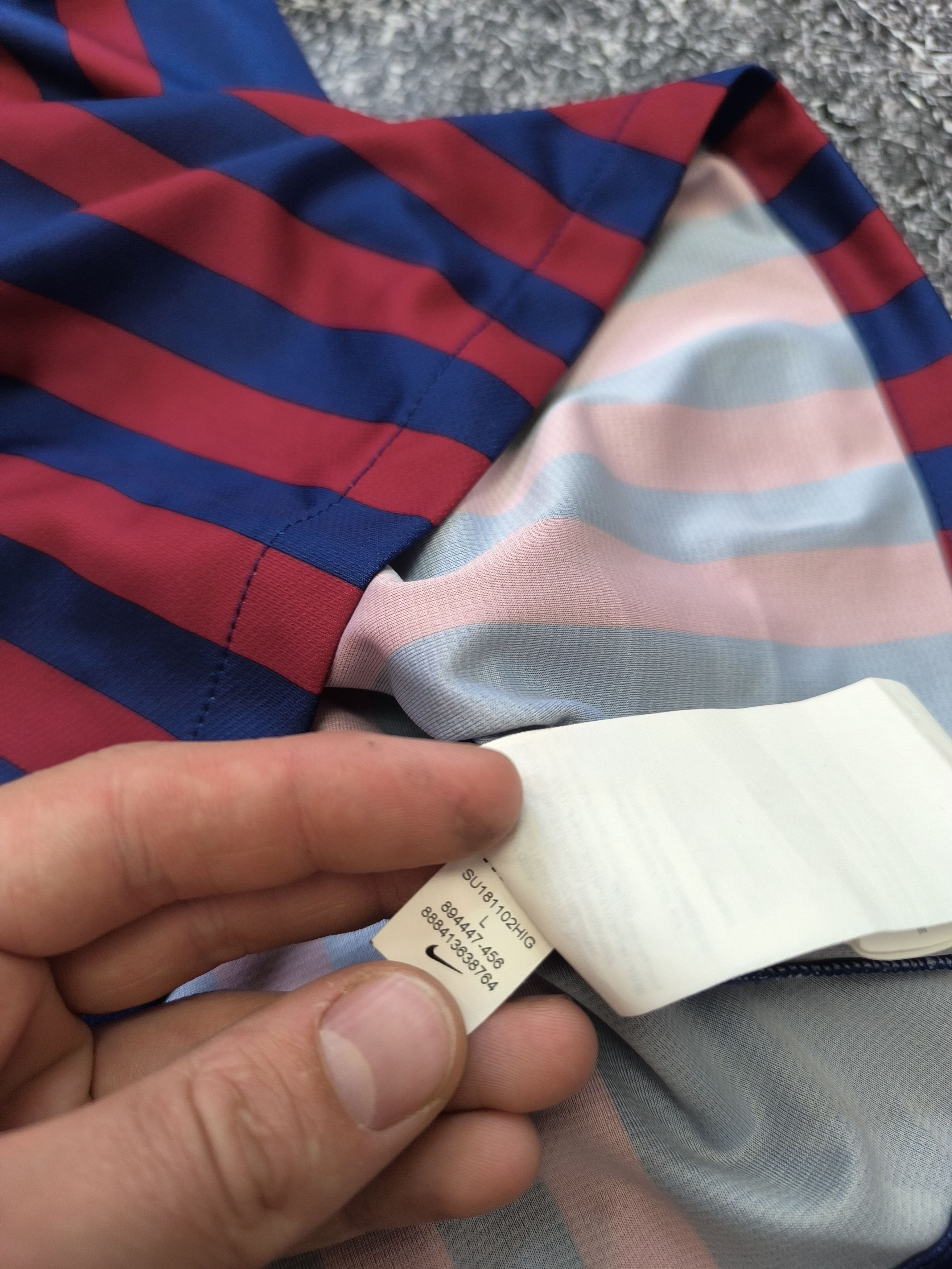 Nike Vintage jersey Barcelona 2018 Size L / US 10 / IT 46 - 3 Thumbnail