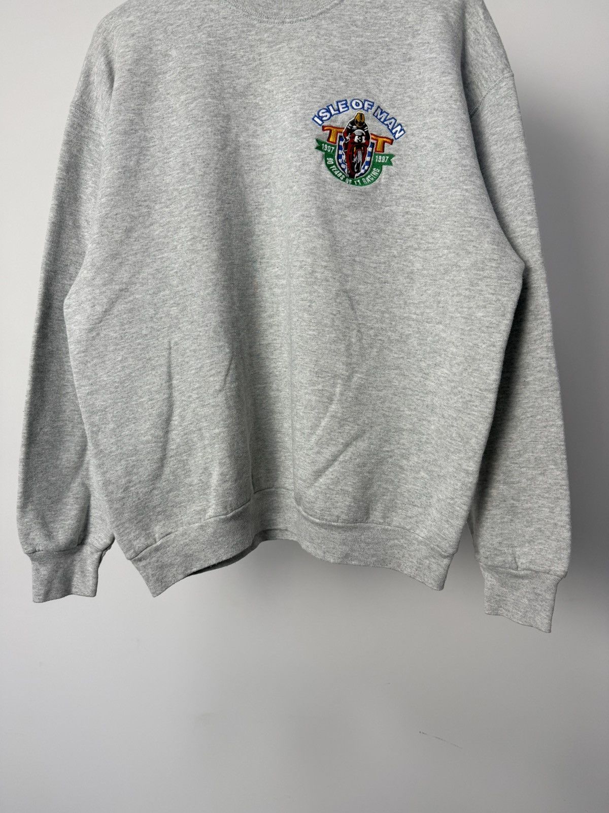 Vintage Vintage 90s Isle Of Man Racing Sweatshirt Size US L / EU 52-54 / 3 - 5 Thumbnail