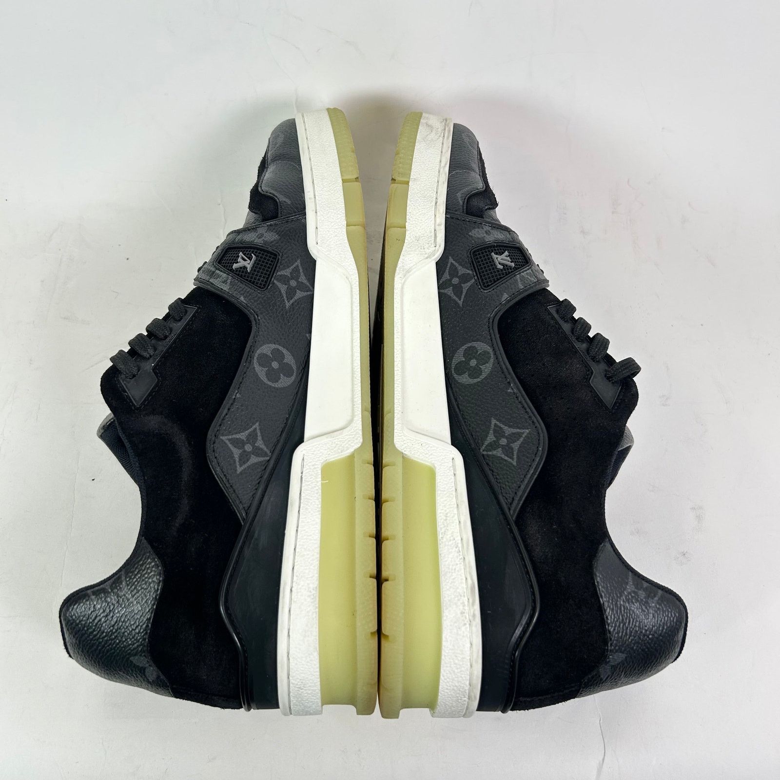 Louis Vuitton Louis Vuitton Black Monogram Trainer Size LV 9 Size US 10.5 / EU 43-44 - 4 Thumbnail