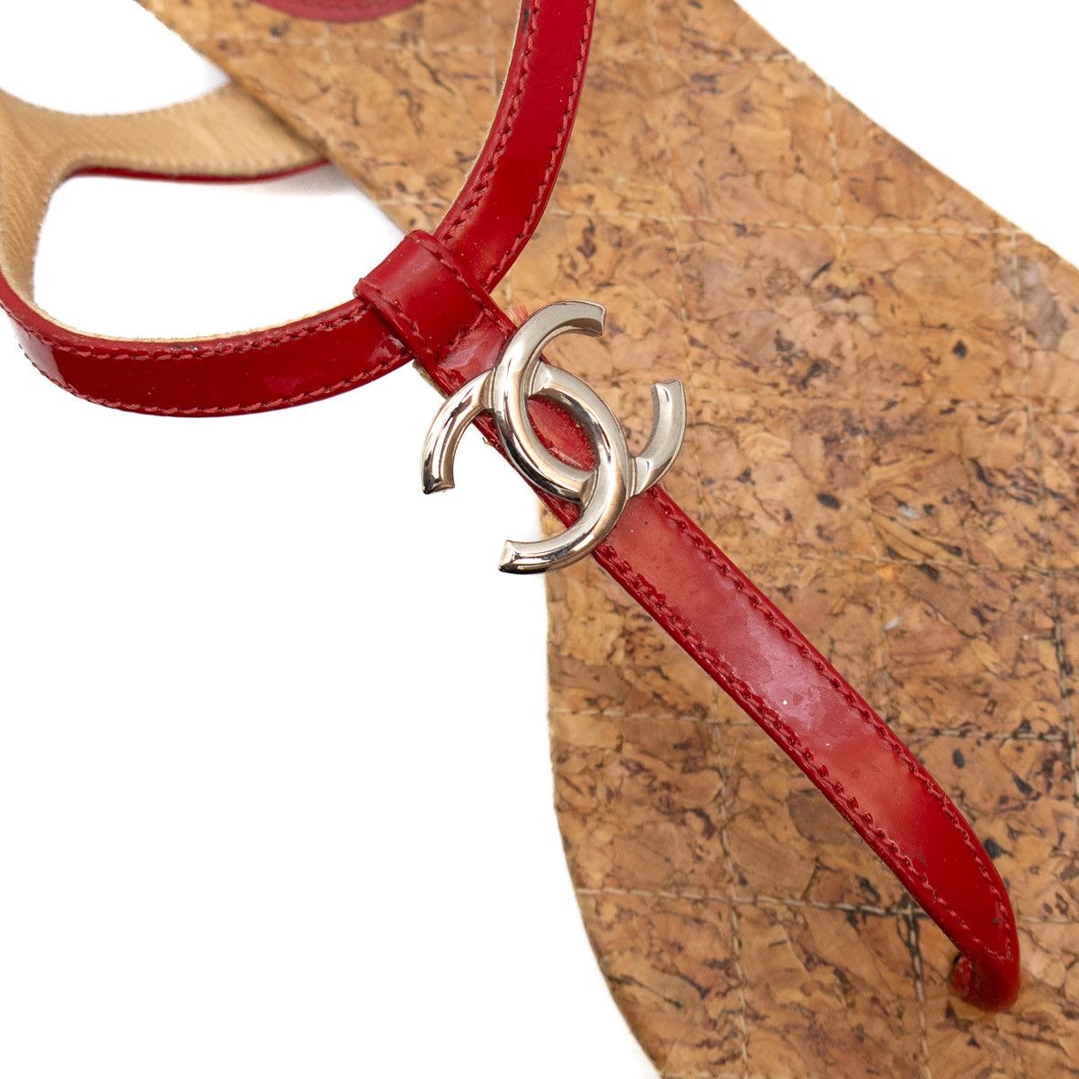 Chanel Chanel Red Patent Leather CC T-Strap Thong Flat Sandals sz7 Size US 7 / IT 37 - 9 Thumbnail