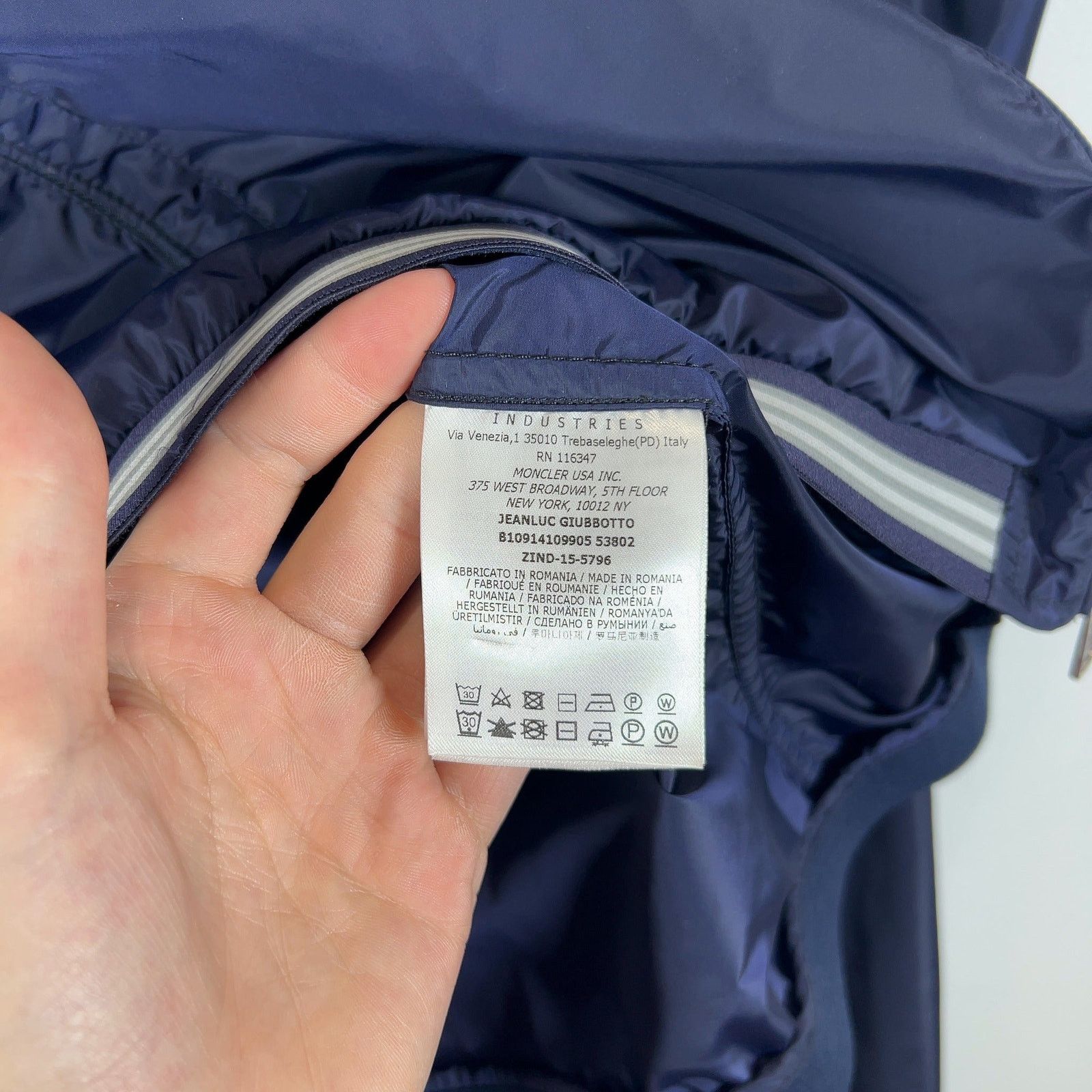 Moncler Moncler Cargo Cargo Zip-Up Nylon Hoodie Size US M / EU 48-50 / 2 - 8 Thumbnail
