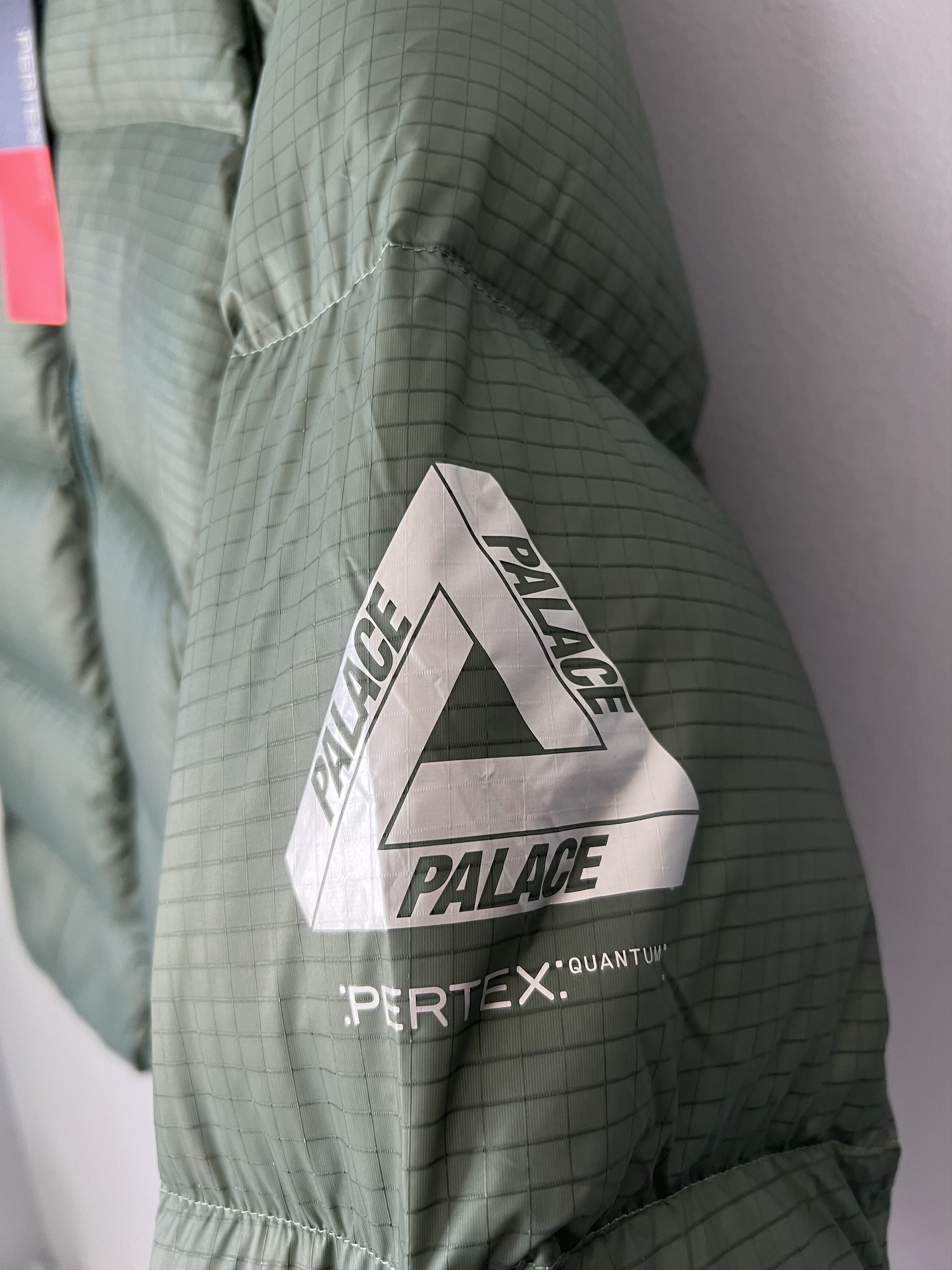 Palace Palace Skateboards Pertex Quantum Balaclava Puffa in Green Size US L / EU 52-54 / 3 - 5 Thumbnail