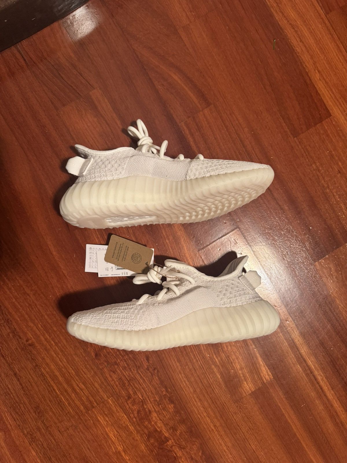 Adidas Yeezy boost 350 V2 Size US 7.5 / IT 37.5 - 9 Thumbnail