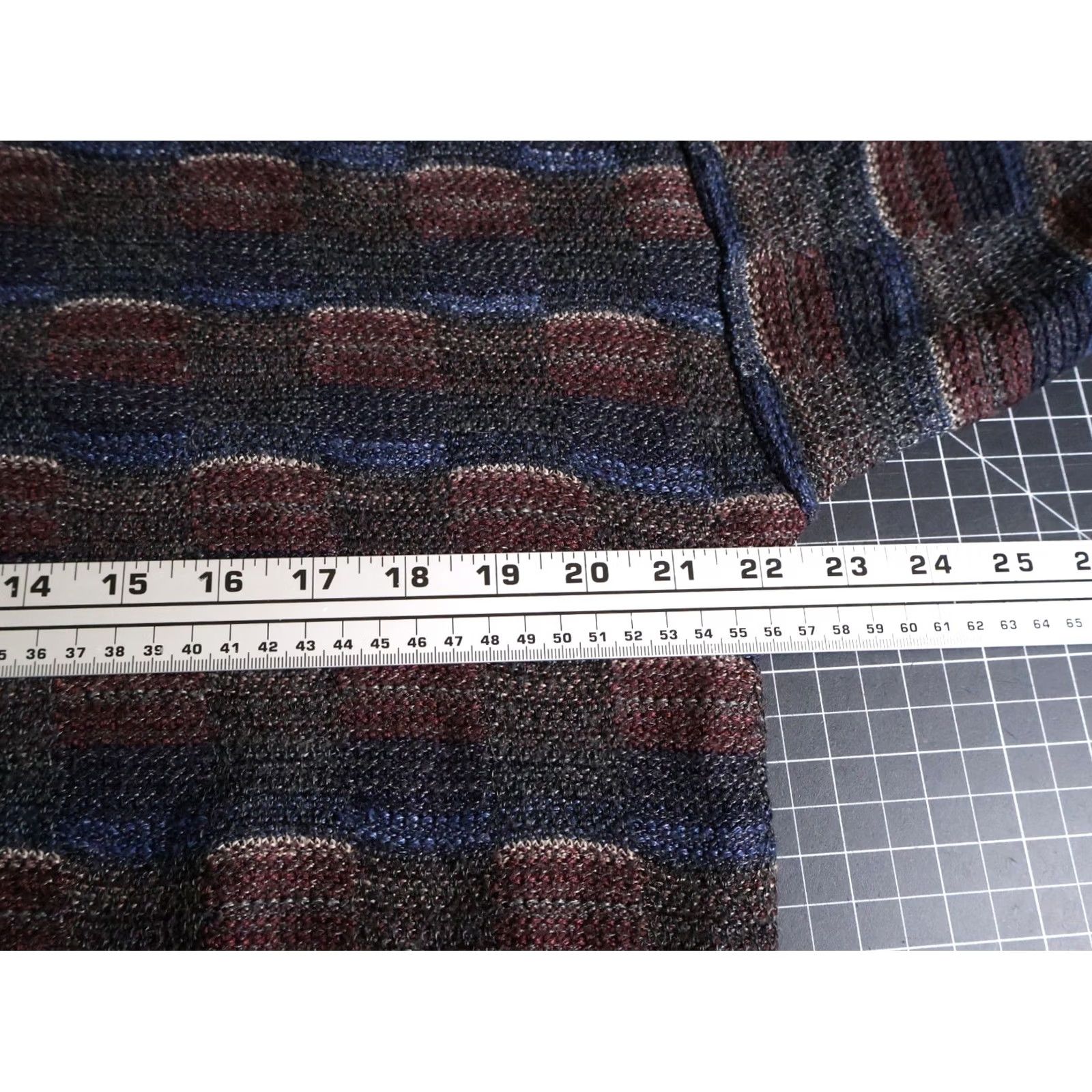 Vintage VINTAGE Hill & Archer 90s Dad Sweater Men Large Dark Gray Geometric Pattern Lightweight Knit Crew Neck Pullover Size US L / EU 52-54 / 3 - 5 Thumbnail