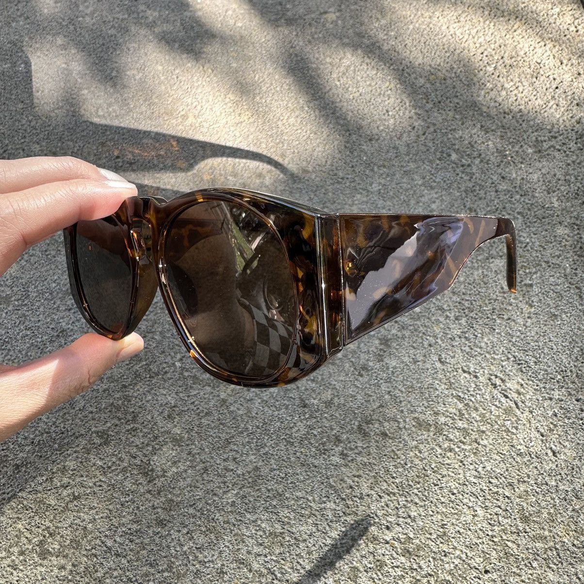 Other Y2K Unisex Sunglasses Retro Fashion Shades QB9135-01 Size ONE SIZE - 2 Thumbnail