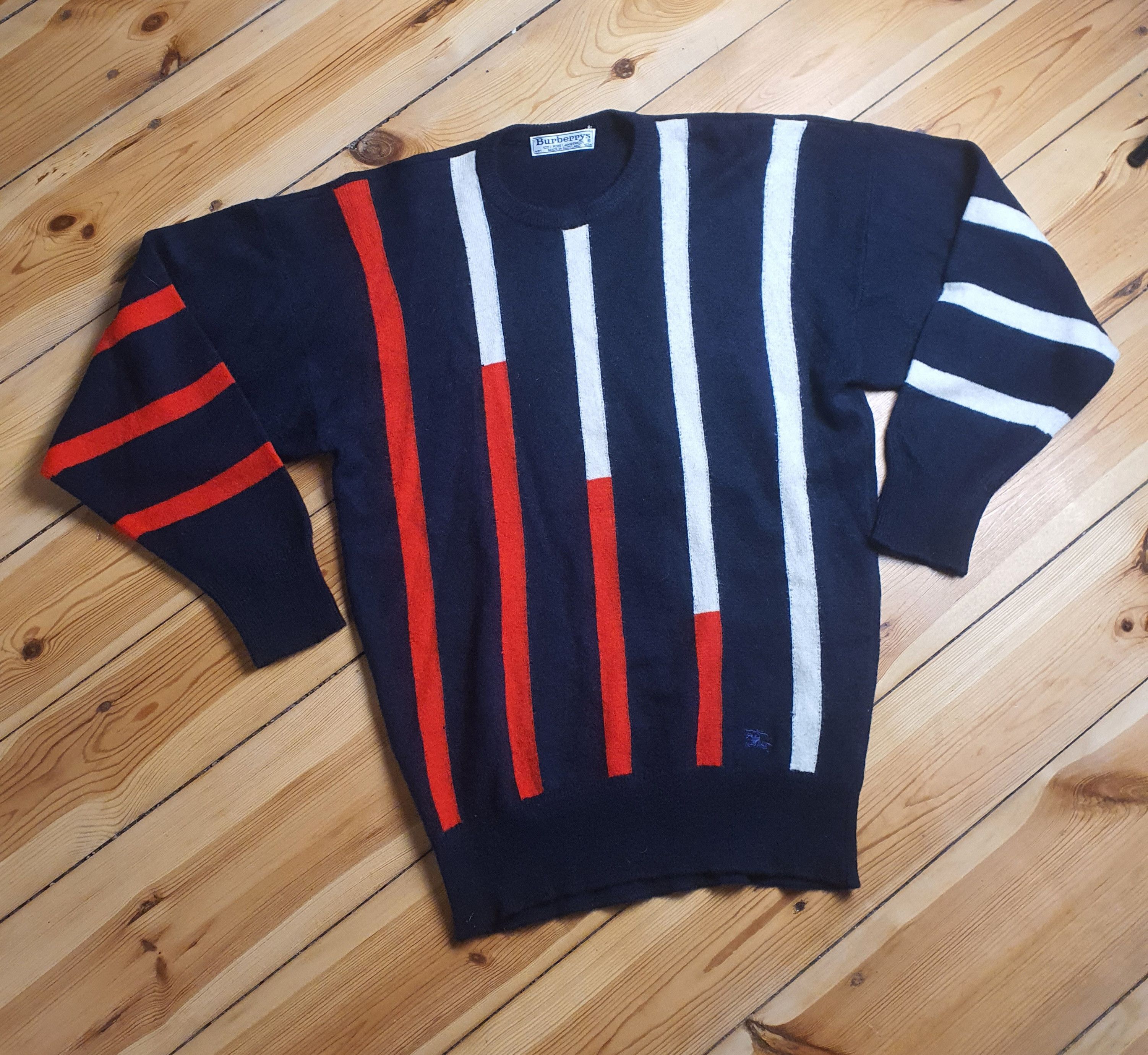 Burberry × Vintage Vintage Burberrys Knit Sweater 90s Size US L / EU 52-54 / 3 - 1 Thumbnail