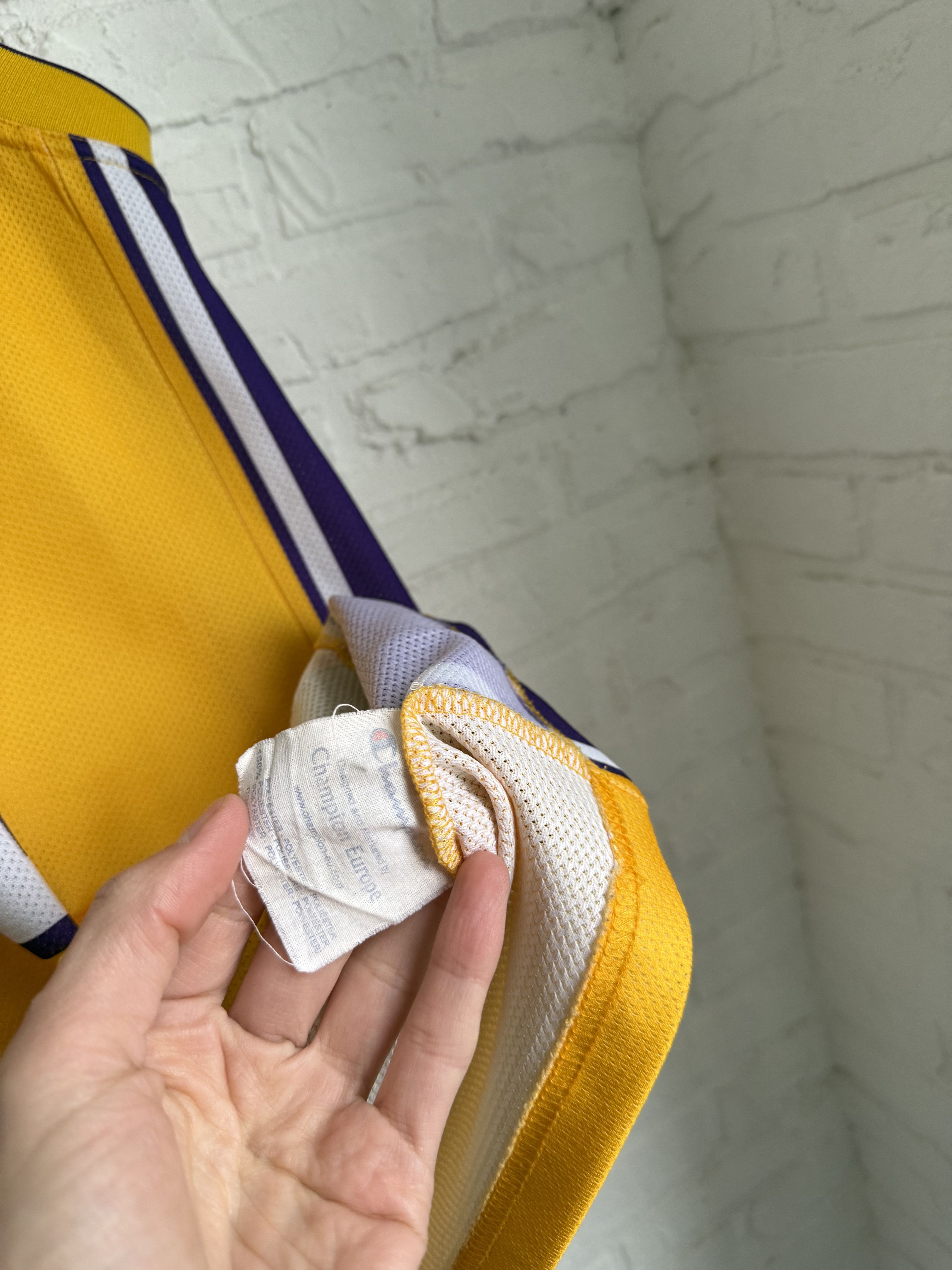 Champion Vintage 90s Champion NBA Los Angeles Lakers O’Neal Jersey Size US XL / EU 56 / 4 - 5 Thumbnail