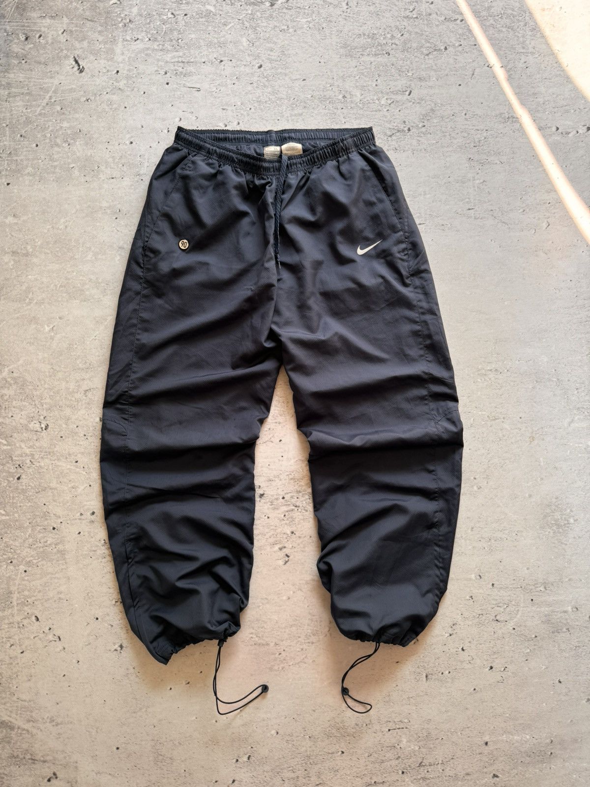 Nike × Vintage NIKE VINTAGE BASIC LOGO OVERSIZE BAGGY PANTS Size US 34 / EU 50 - 1 Thumbnail