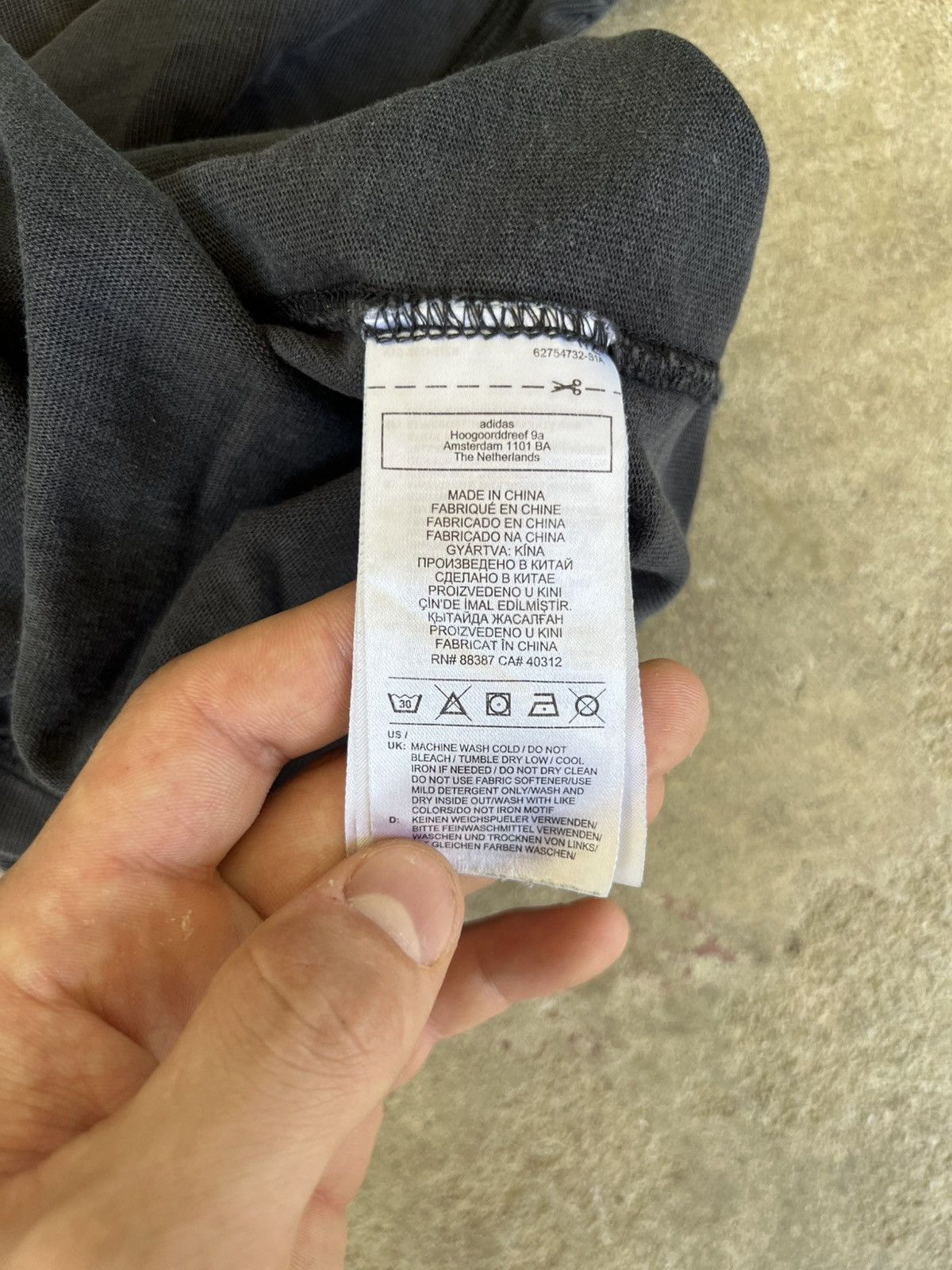 Adidas × Pharrell Humanrace Tee Size US M / EU 48-50 / 2 - 5 Thumbnail