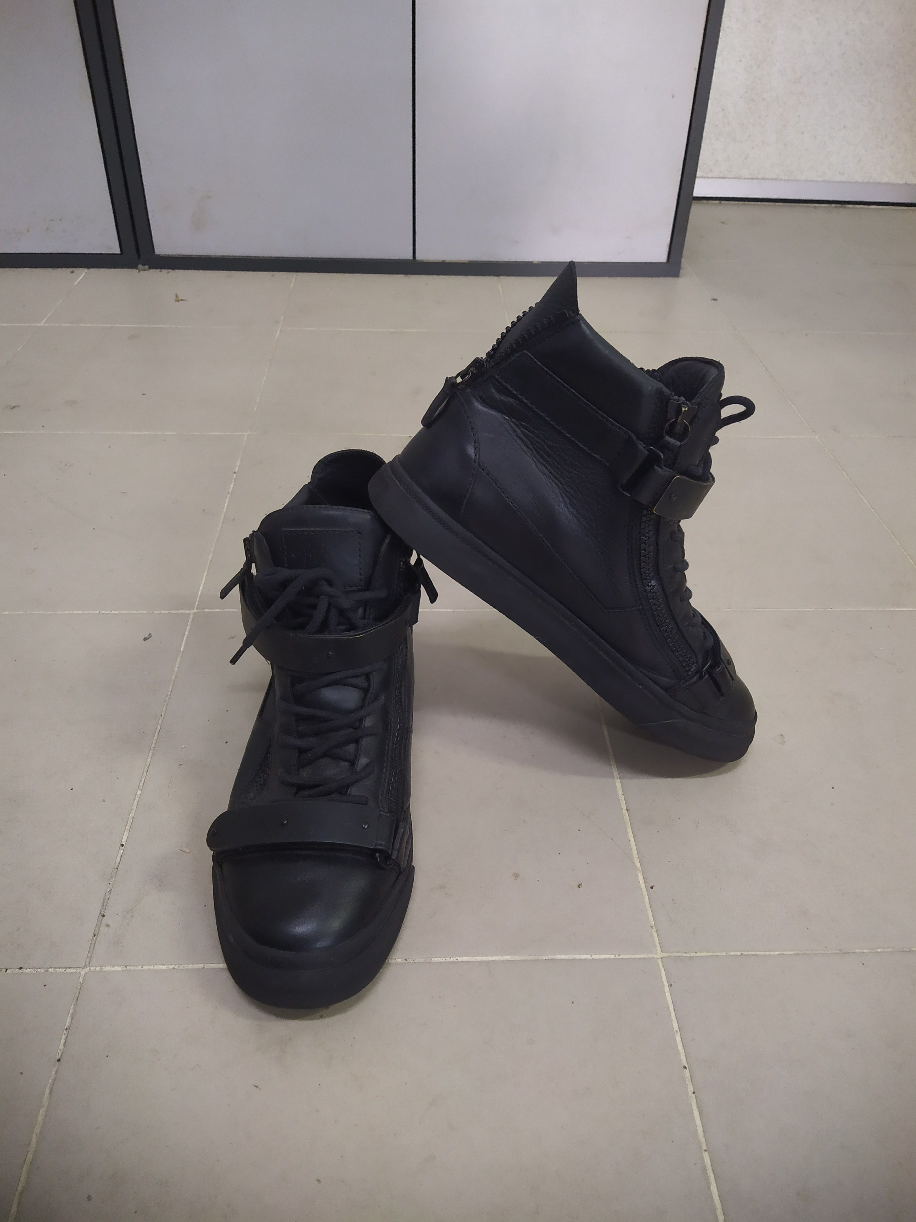 Pre-owned Giuseppe Zanotti High Top Sneakers Leather Vintage In Black