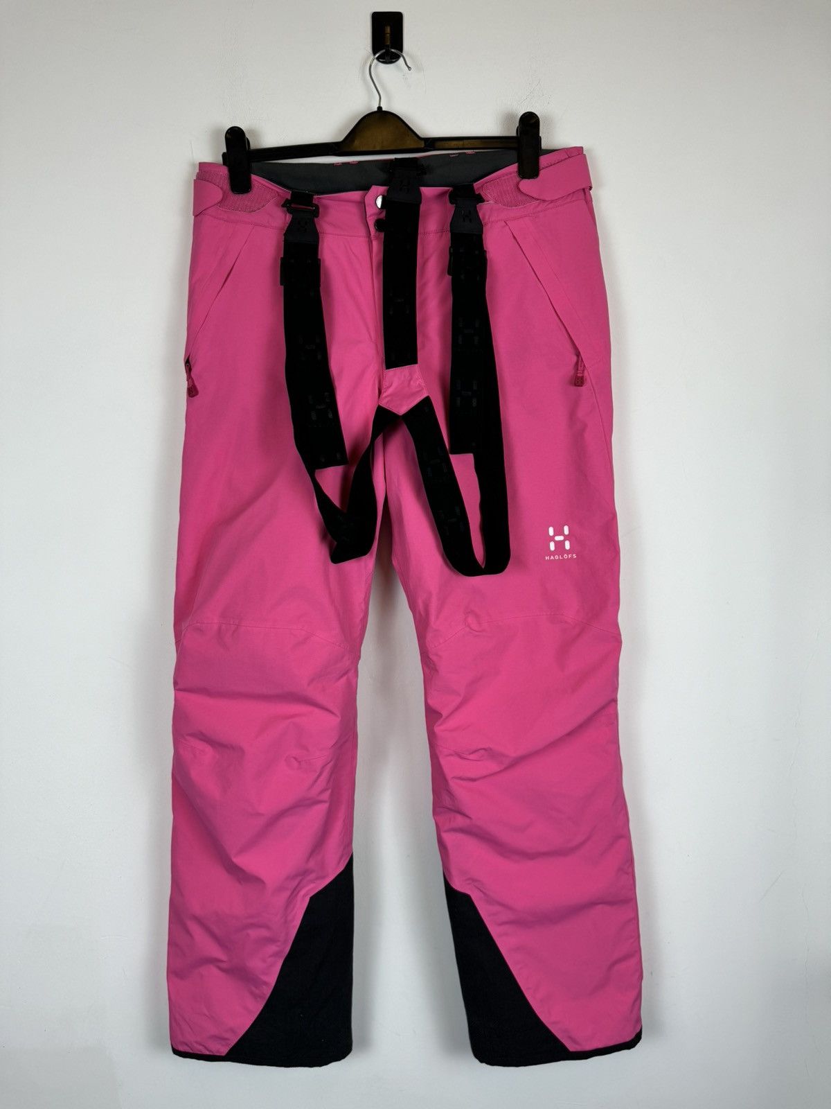 Haglofs Woman’s Haglofs Gore-Tex Ski Pants Size 32" / US 10 / IT 46 - 1 Thumbnail