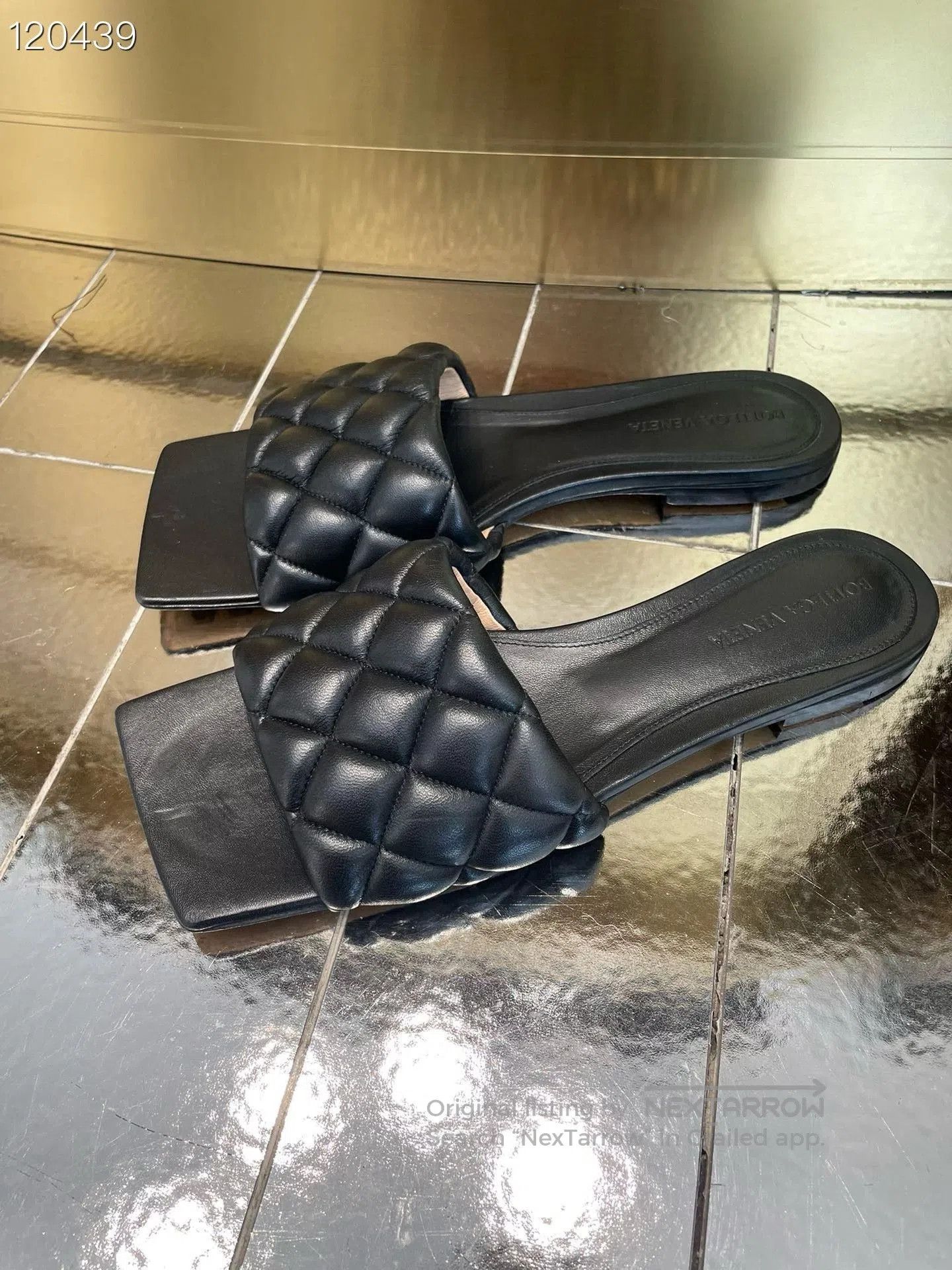 Bottega Veneta Bottega Veneta Quilted Leather Slide Sandals. Size US 7 / IT 37 - 2 Thumbnail