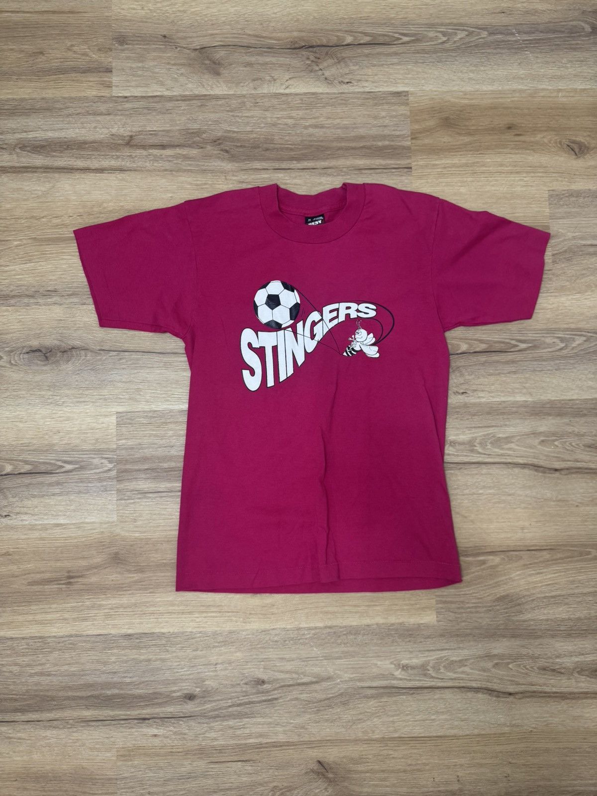 Fruit Of The Loom Vintage early 90s magenta Stingers soccer tee Size US M / EU 48-50 / 2 - 1 Thumbnail
